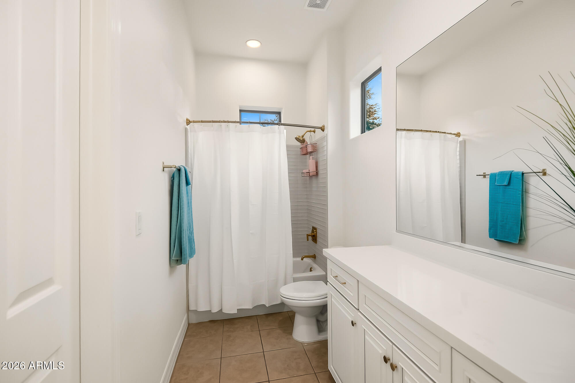 ANTHEM COUNTRY CLUB - Residential