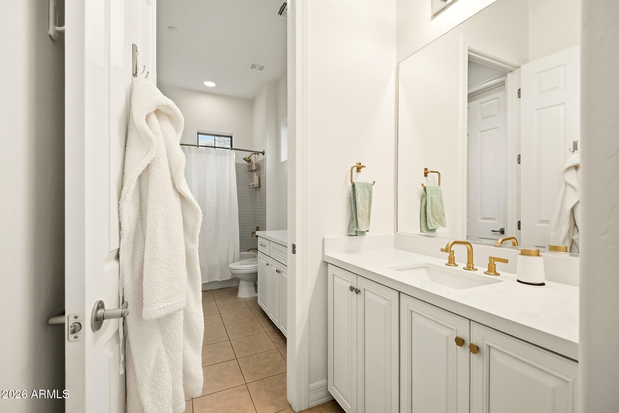 ANTHEM COUNTRY CLUB - Residential