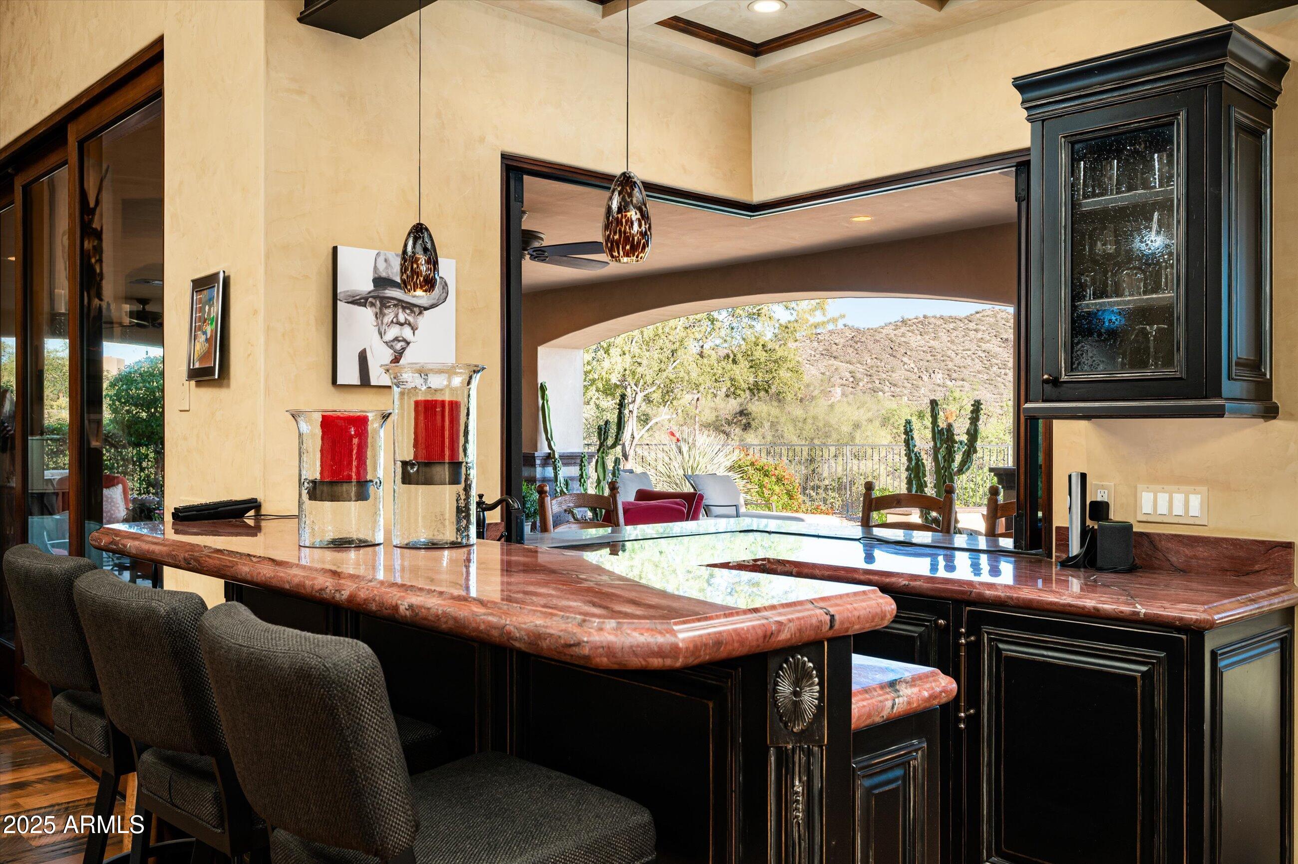 WHISPER ROCK - Residential