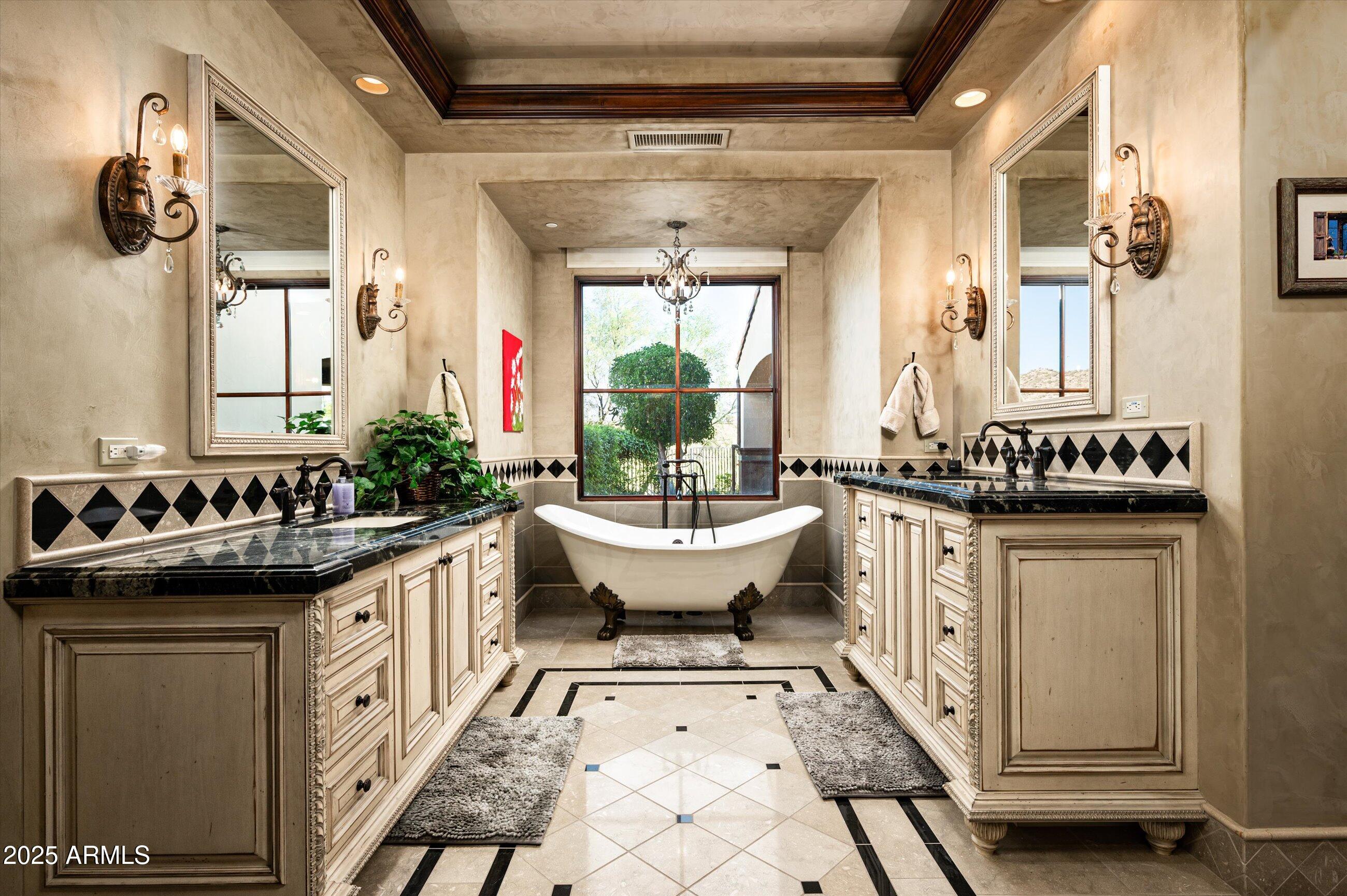 WHISPER ROCK - Residential