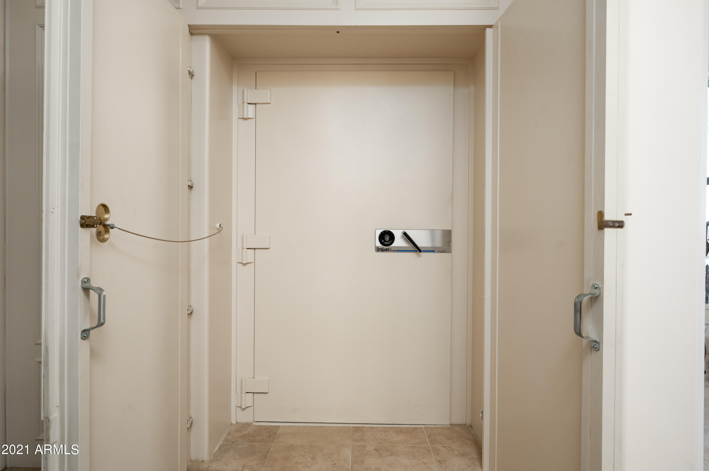 in escrow - Residential