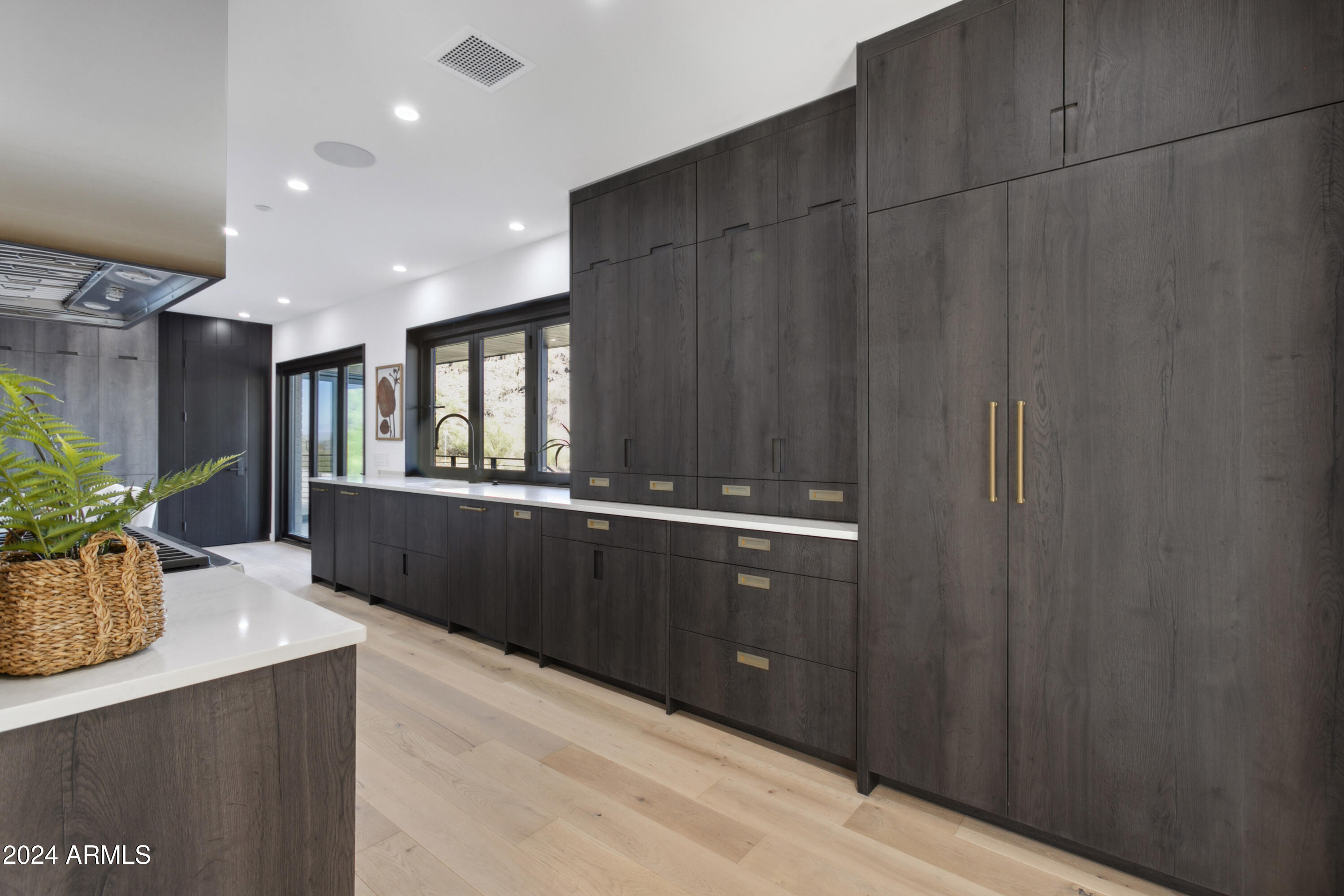 SUNSET HILLS LOT 1-20 & TR C - Residential
