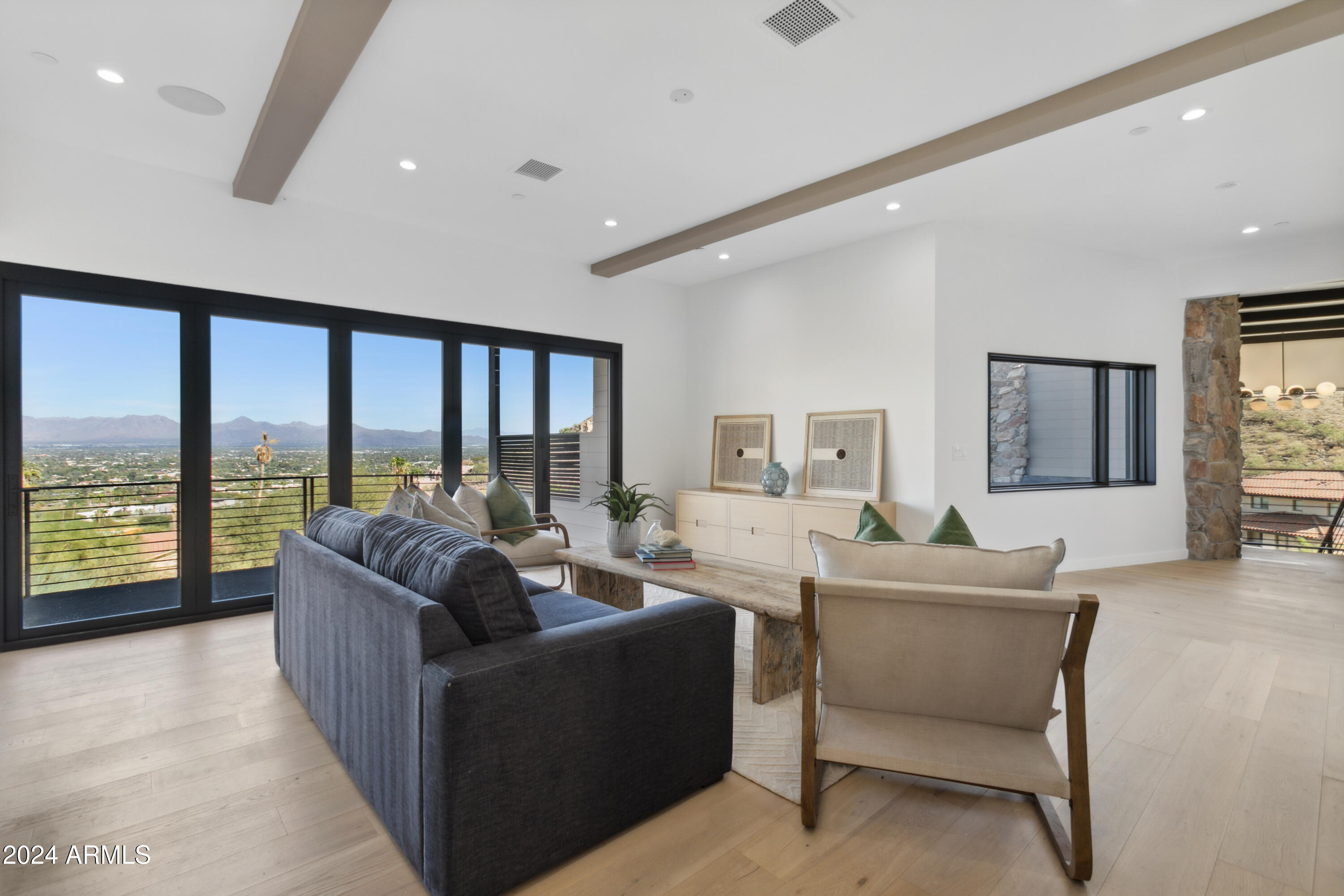 SUNSET HILLS LOT 1-20 & TR C - Residential