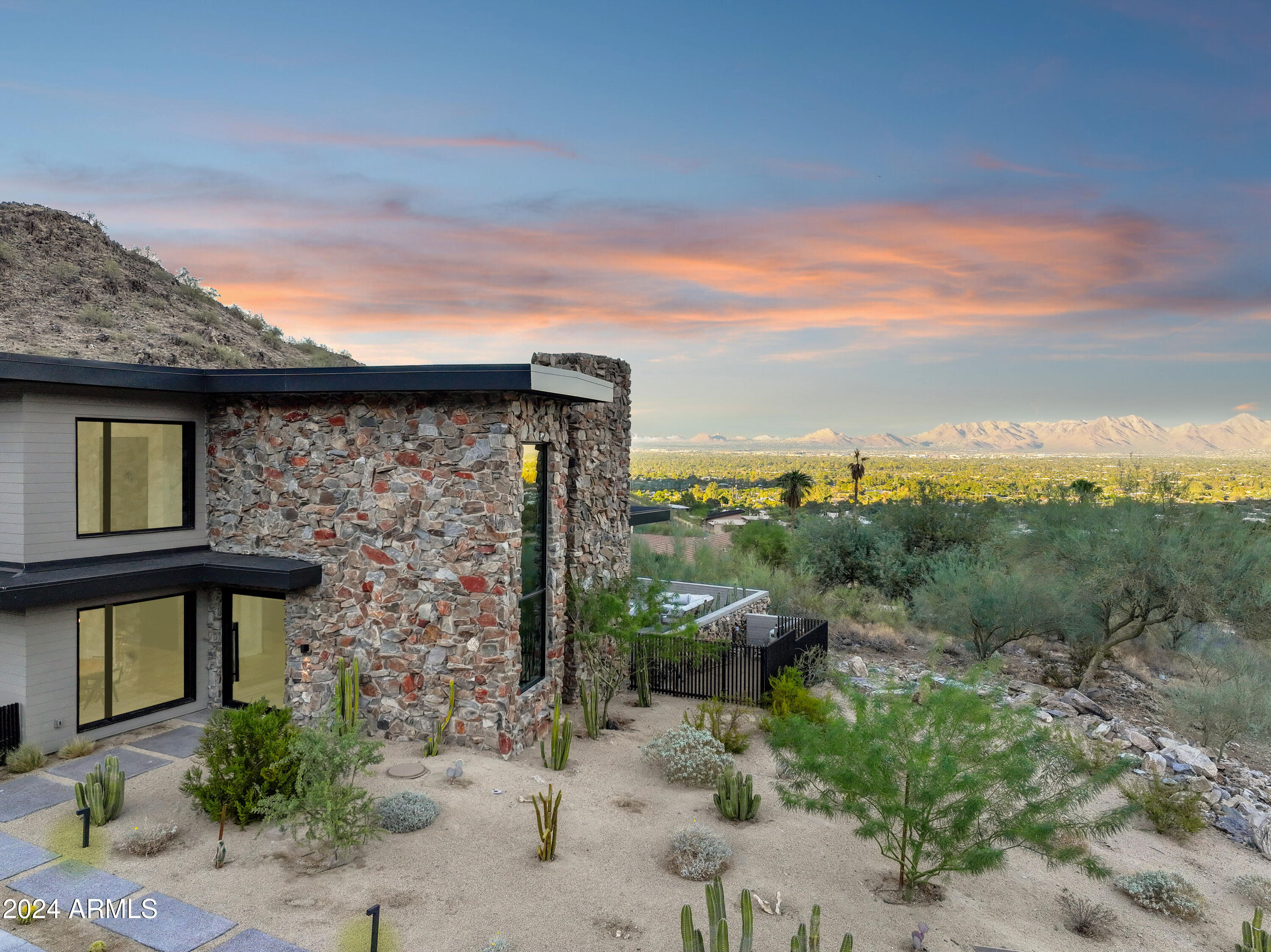 SUNSET HILLS LOT 1-20 & TR C - Residential
