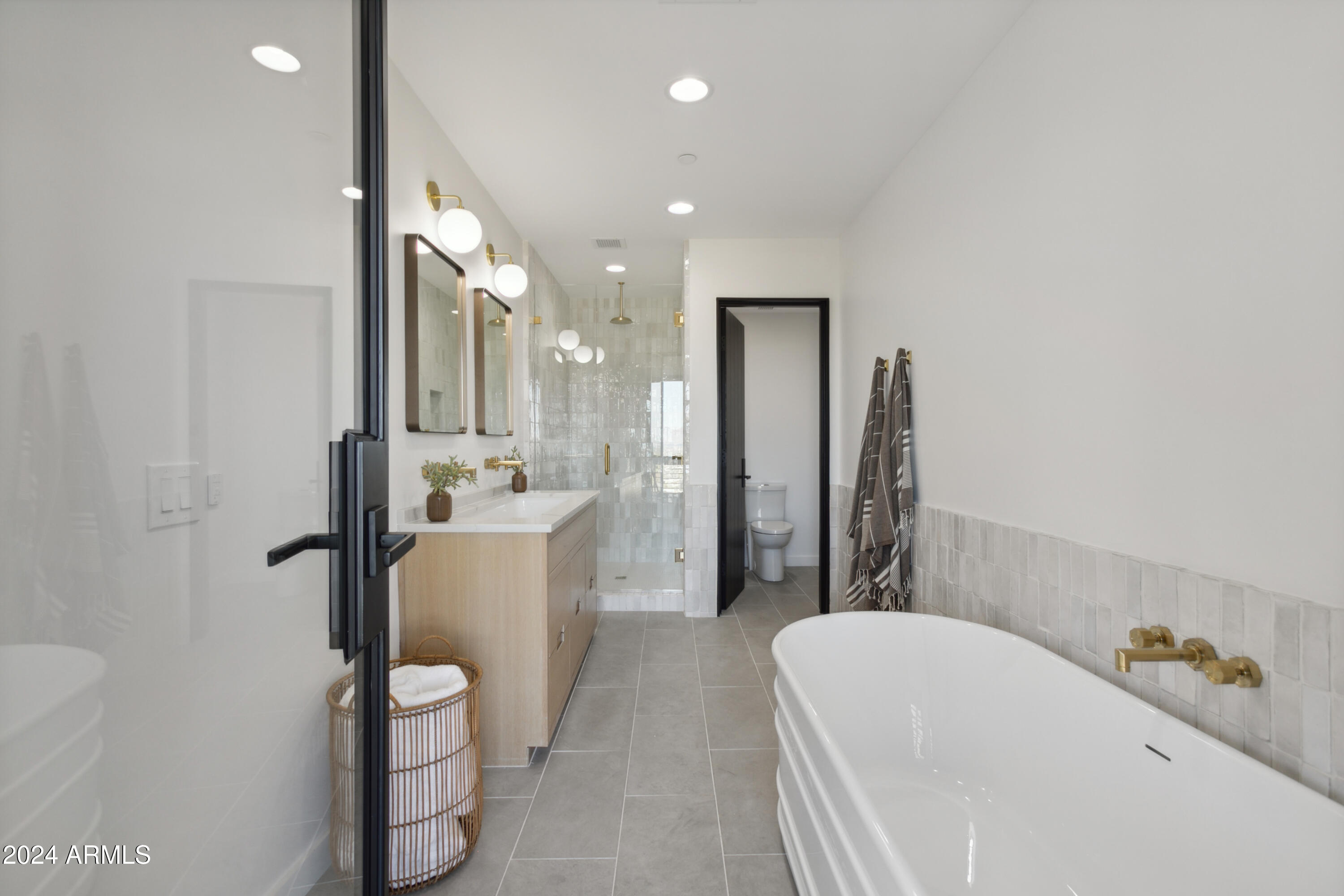 SUNSET HILLS LOT 1-20 & TR C - Residential