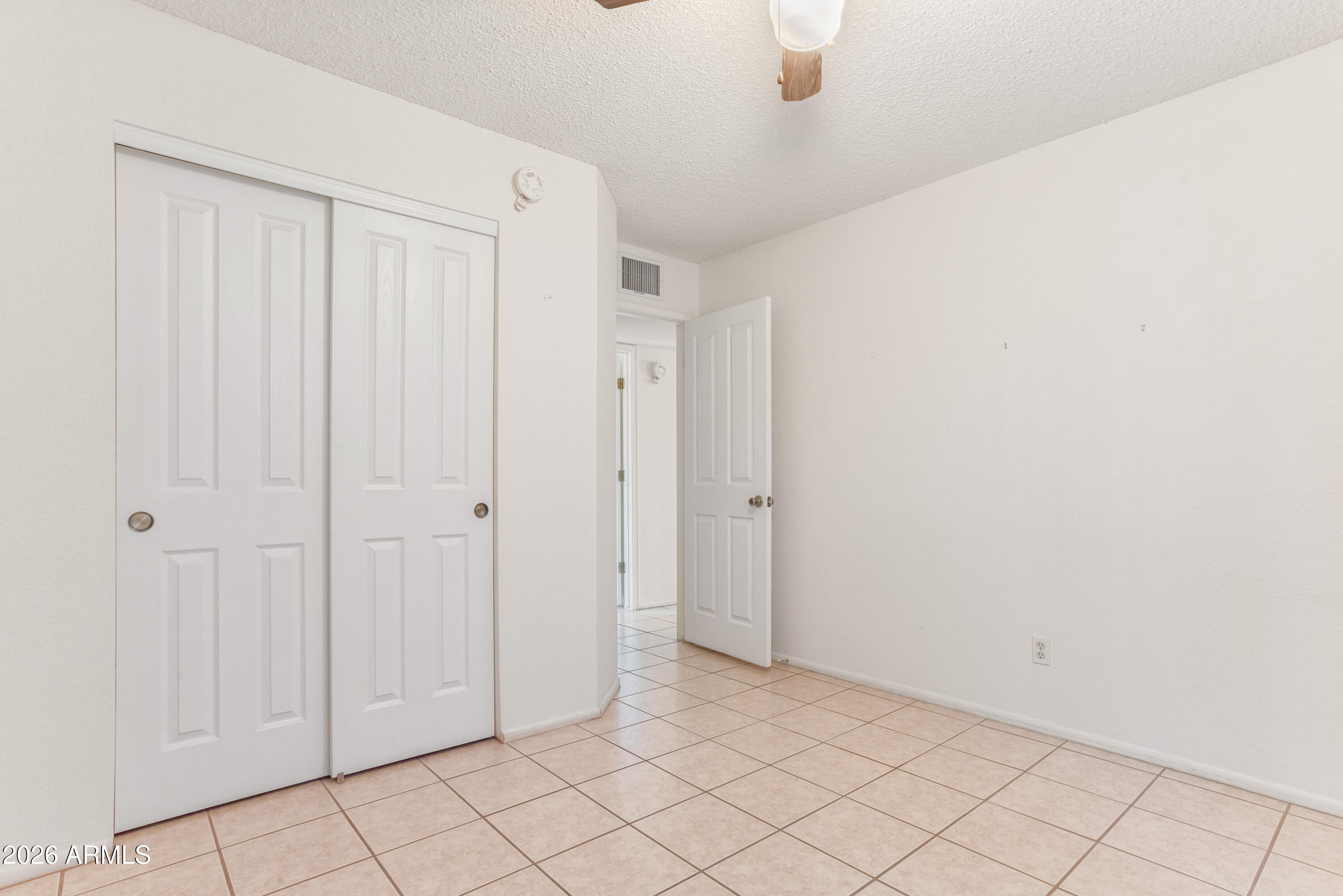 MISSION HILLS ESTATES TR#115 LOT 190 - Residential