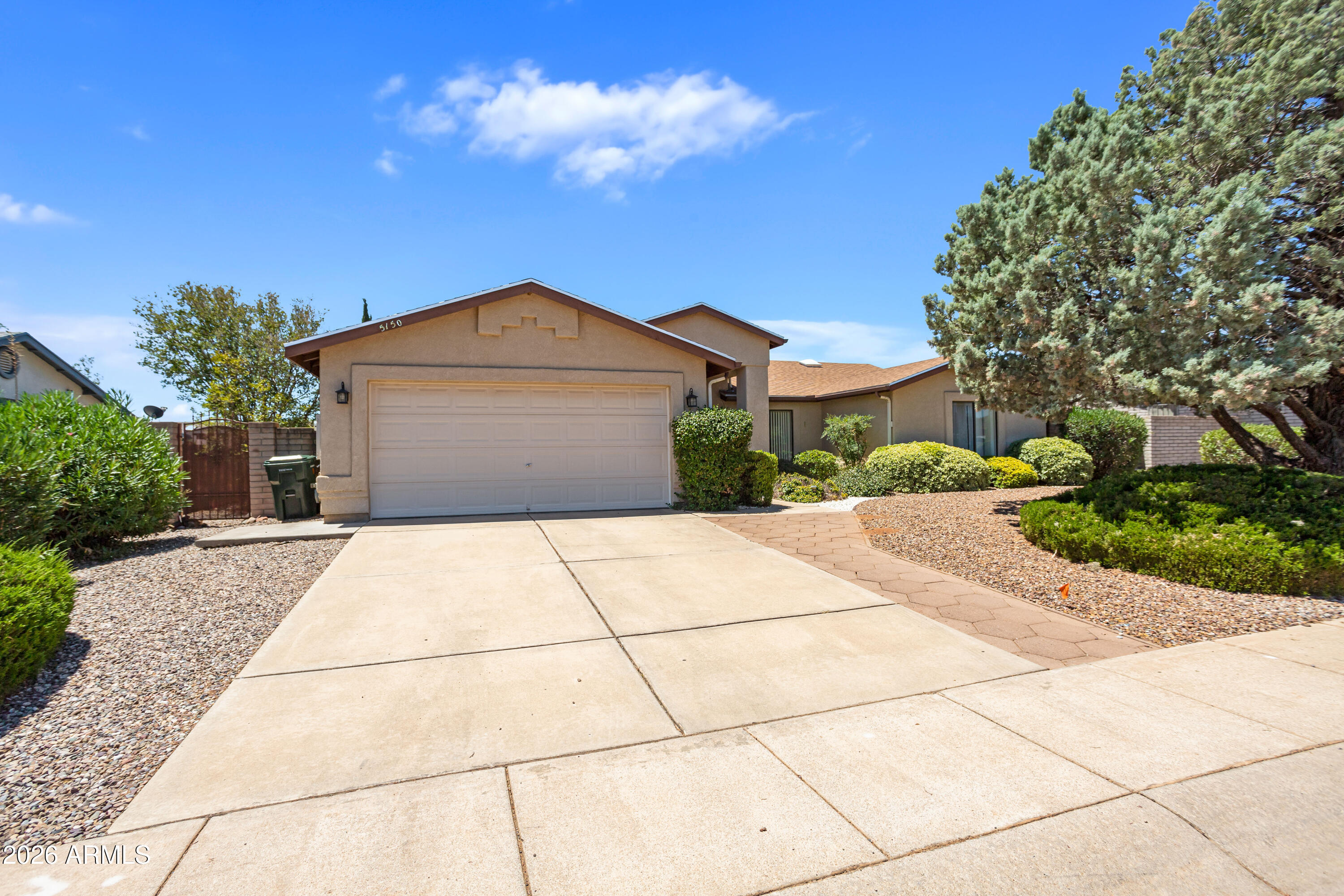MISSION HILLS ESTATES TR#115 LOT 190 - Residential