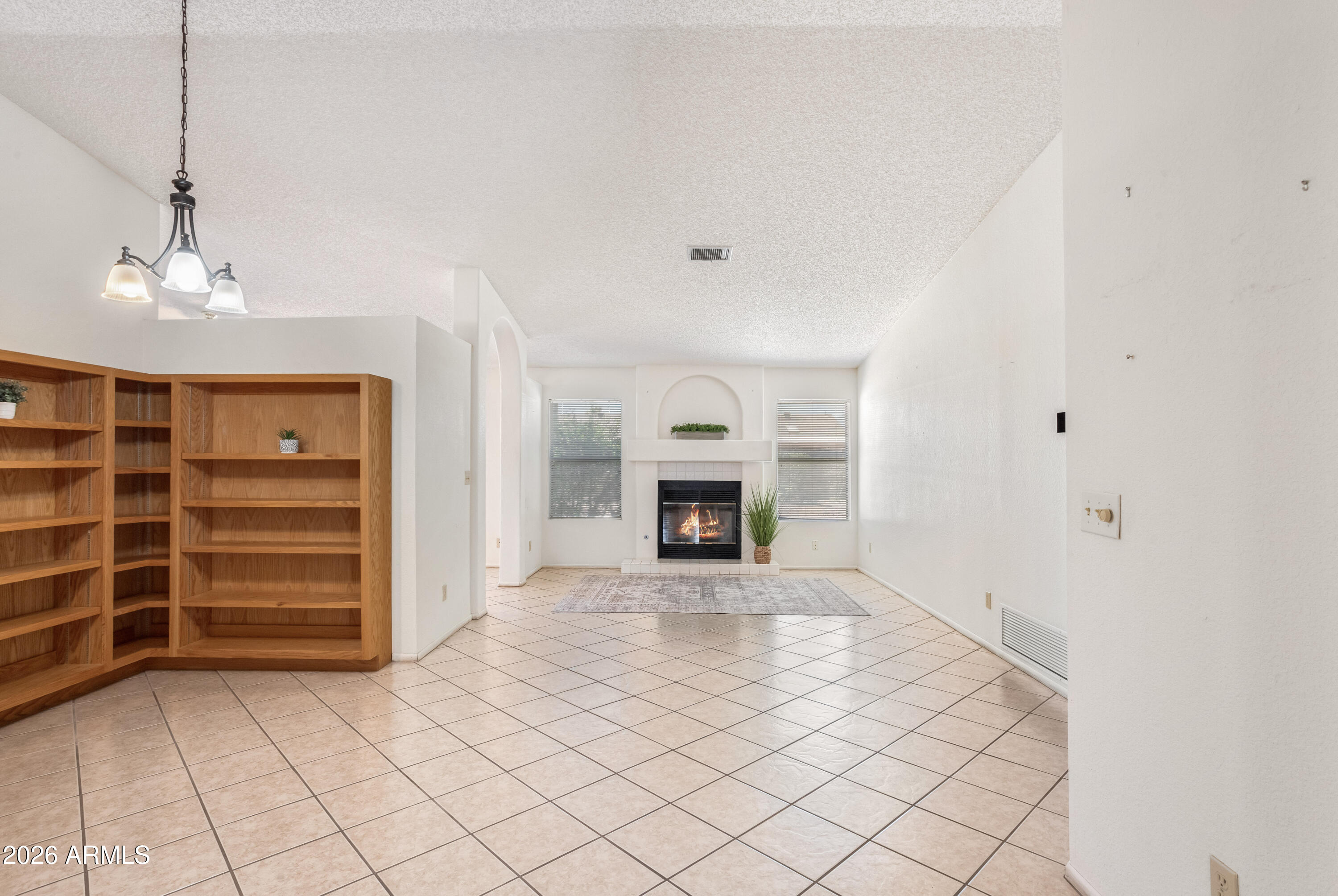 MISSION HILLS ESTATES TR#115 LOT 190 - Residential