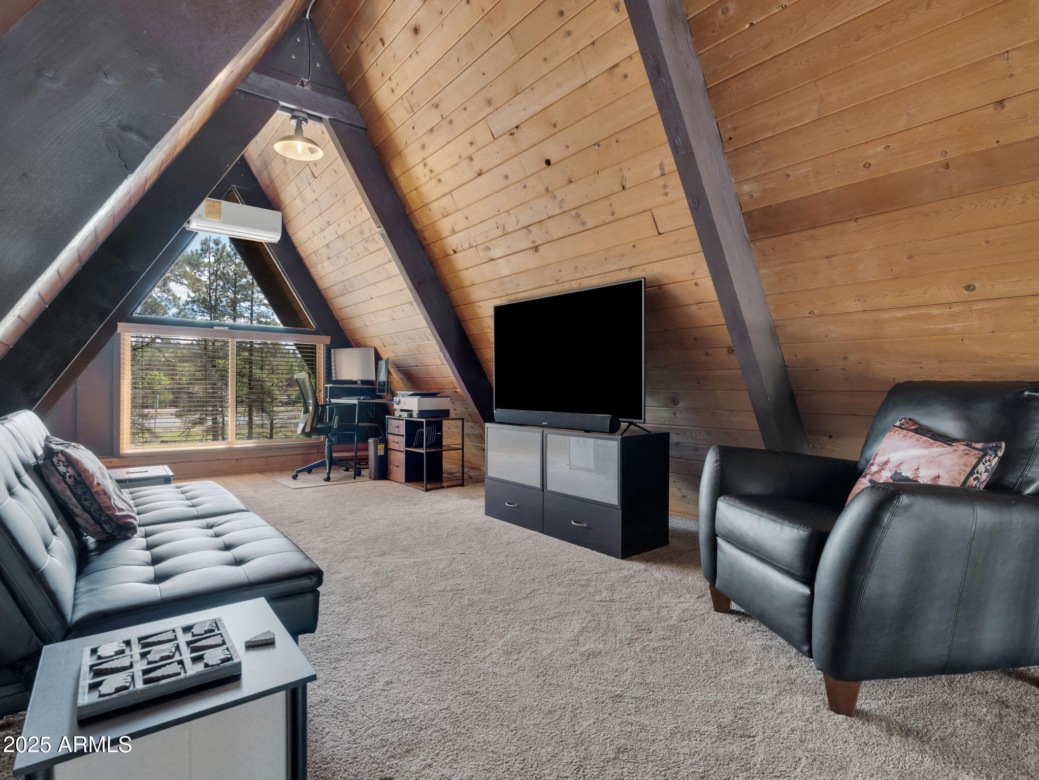 NORTH LODGE - Residential