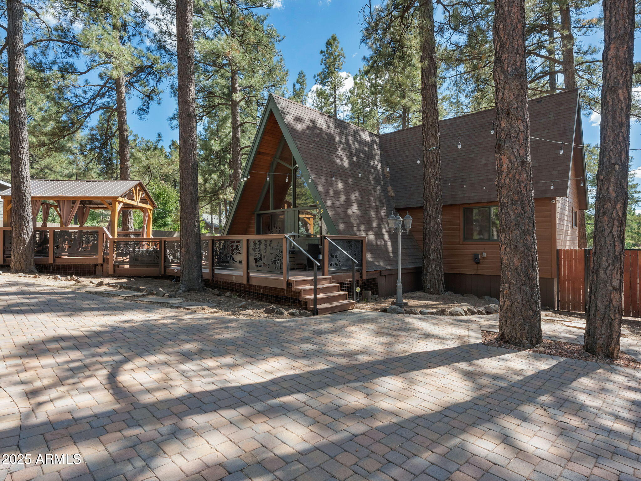 NORTH LODGE - Residential