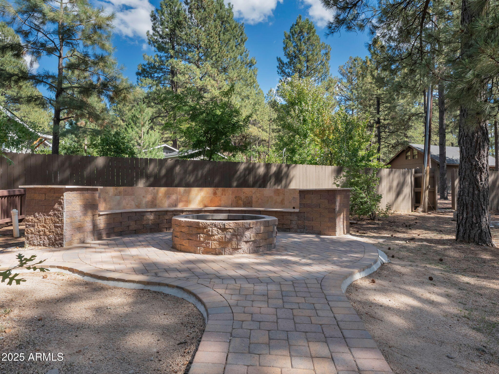 NORTH LODGE - Residential