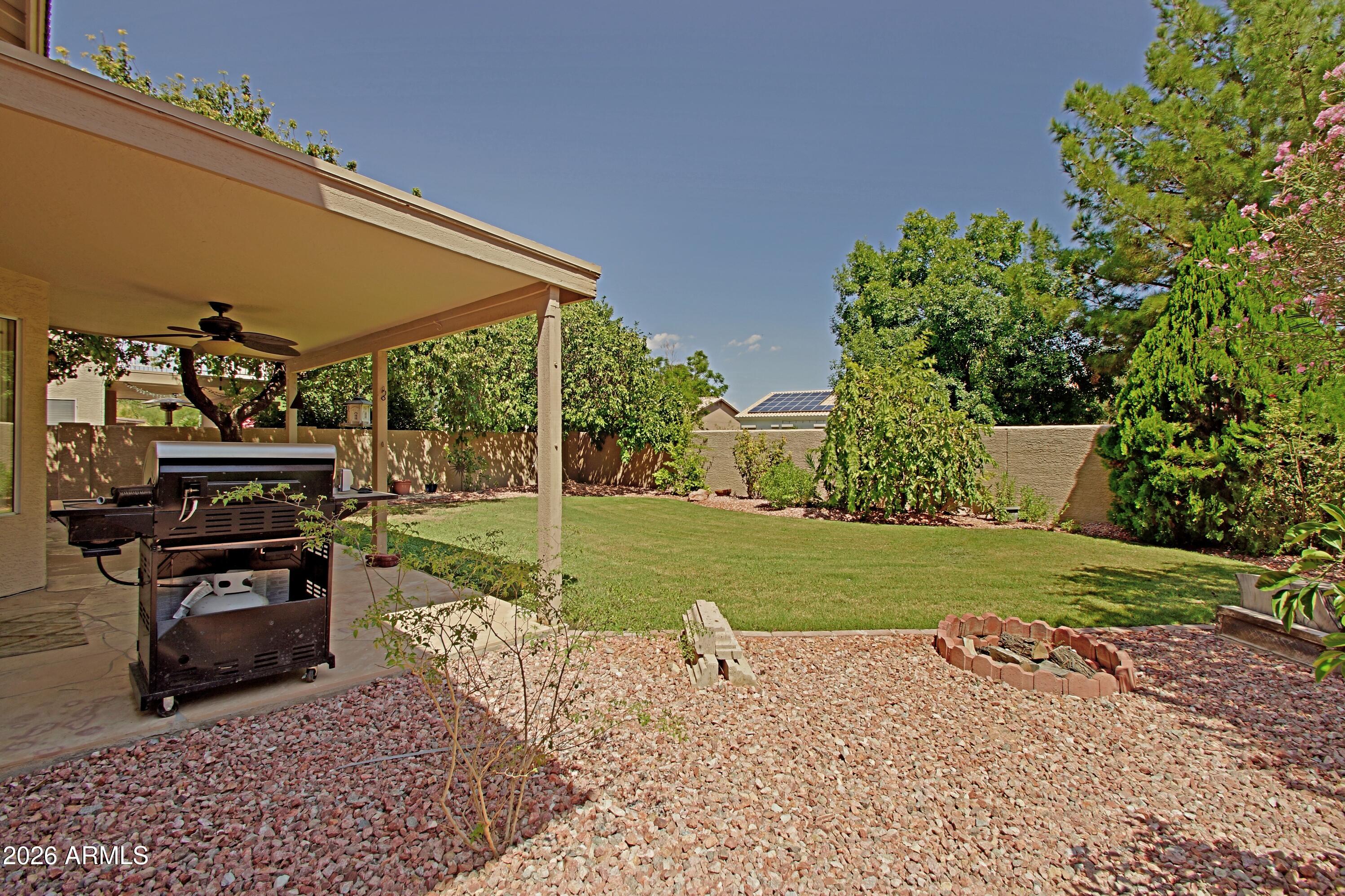FULTON HOMES AT ARROWHEAD - Residential
