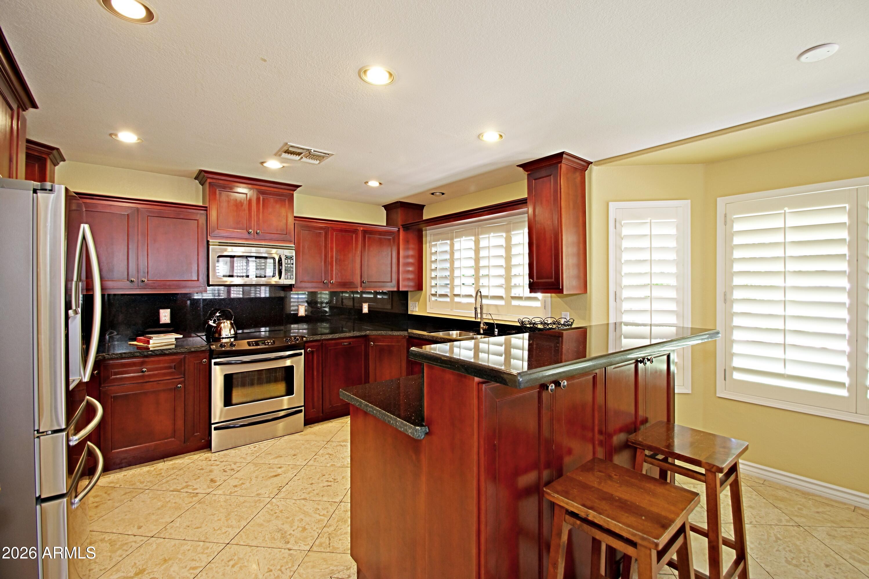 FULTON HOMES AT ARROWHEAD - Residential