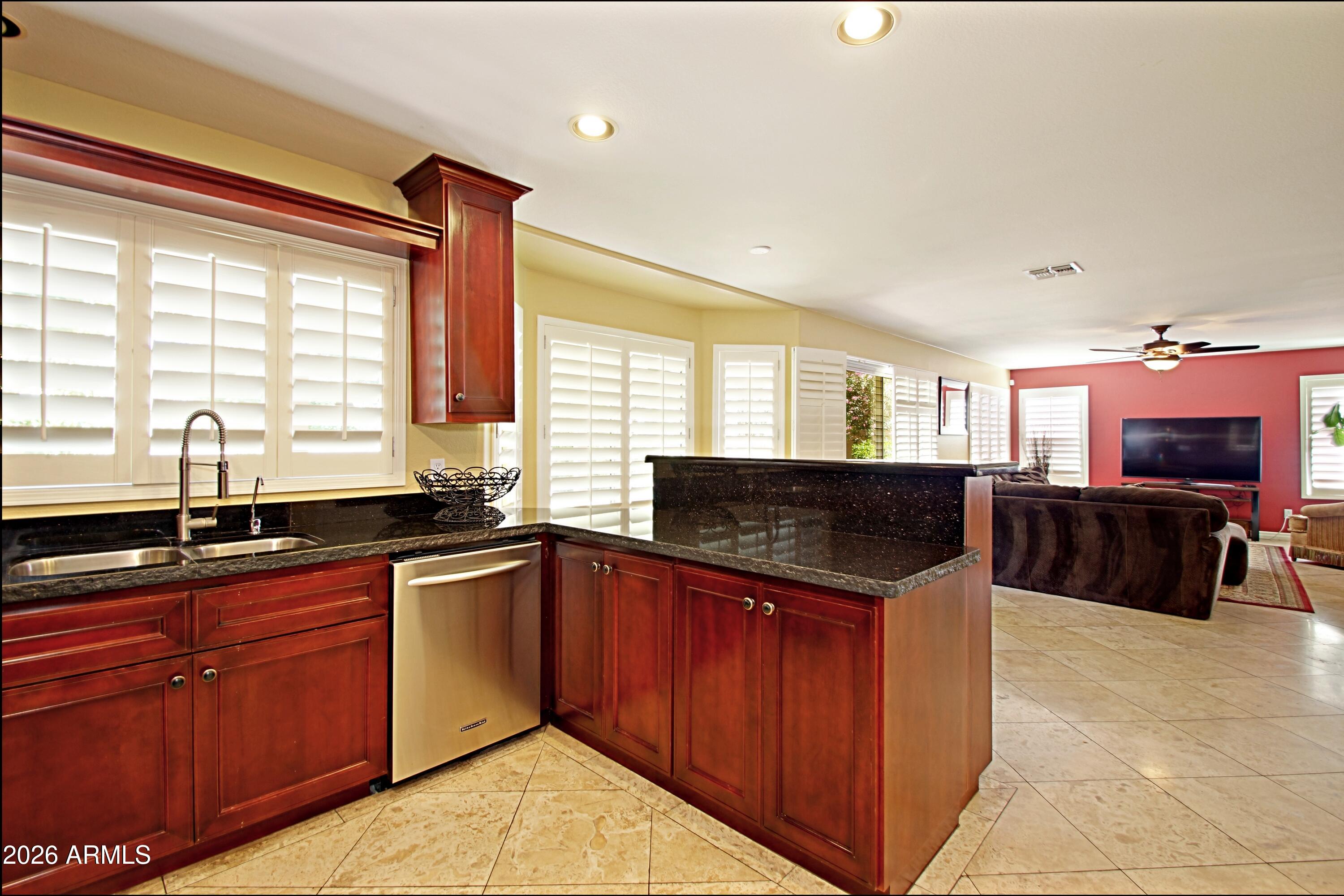FULTON HOMES AT ARROWHEAD - Residential