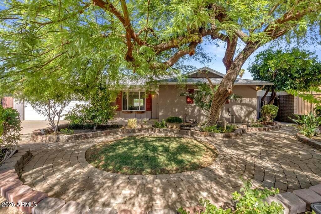 POINTE SCOTTSDALE UNIT 1 - Residential