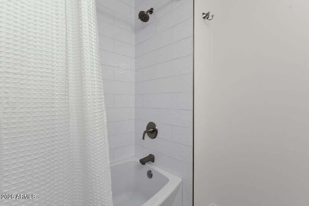 POINTE SCOTTSDALE UNIT 1 - Residential