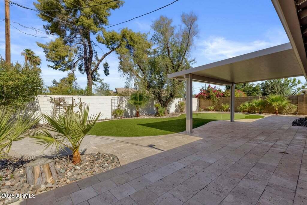 POINTE SCOTTSDALE UNIT 1 - Residential