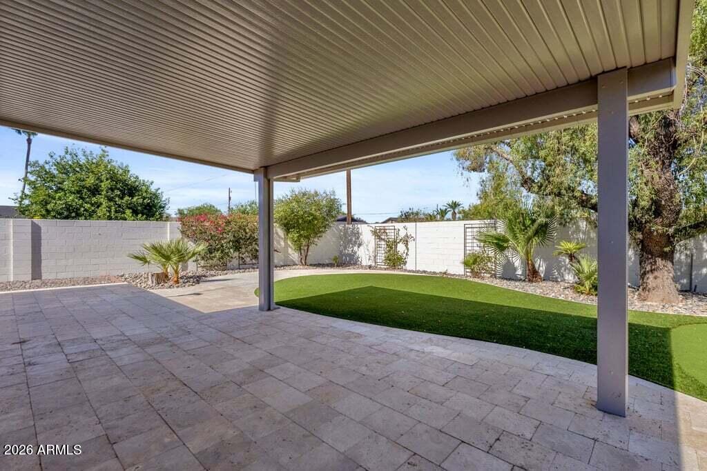 POINTE SCOTTSDALE UNIT 1 - Residential
