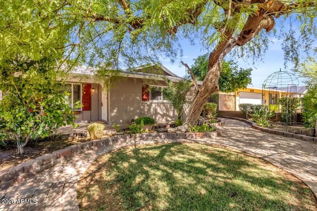 POINTE SCOTTSDALE UNIT 1 - Residential