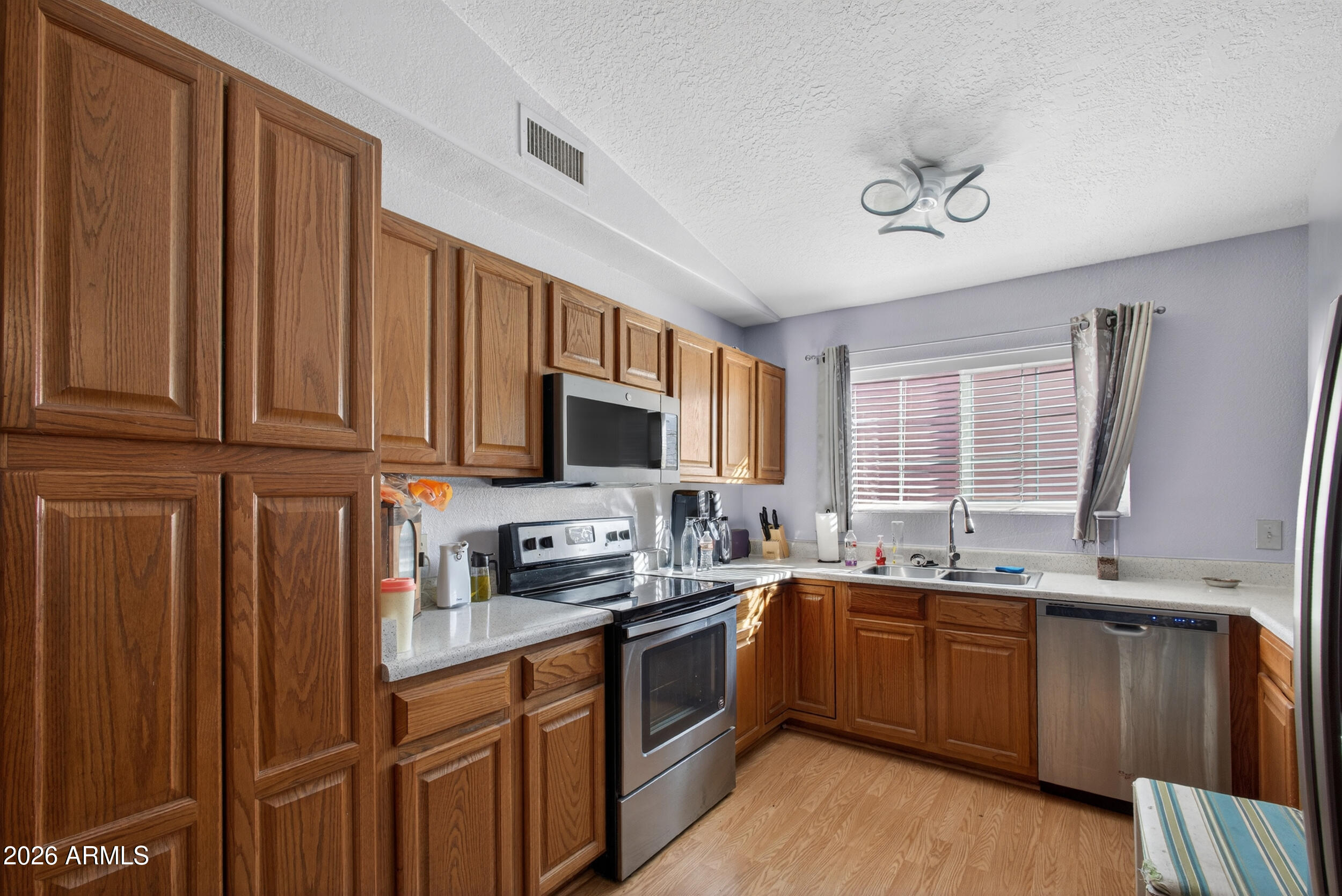 AMD CASA GRANDE TOWNHOMES UNIT THREE - Residential