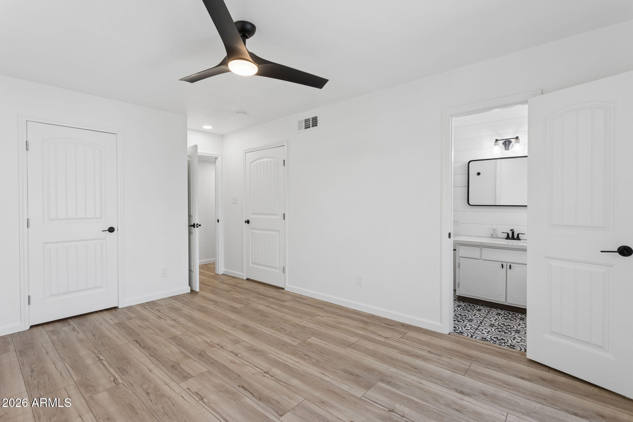 CONTINENTAL VILLAS - Residential