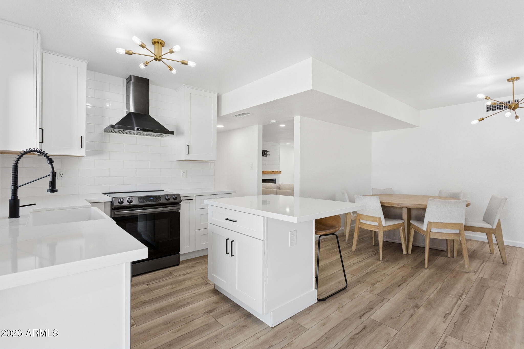 CONTINENTAL VILLAS - Residential