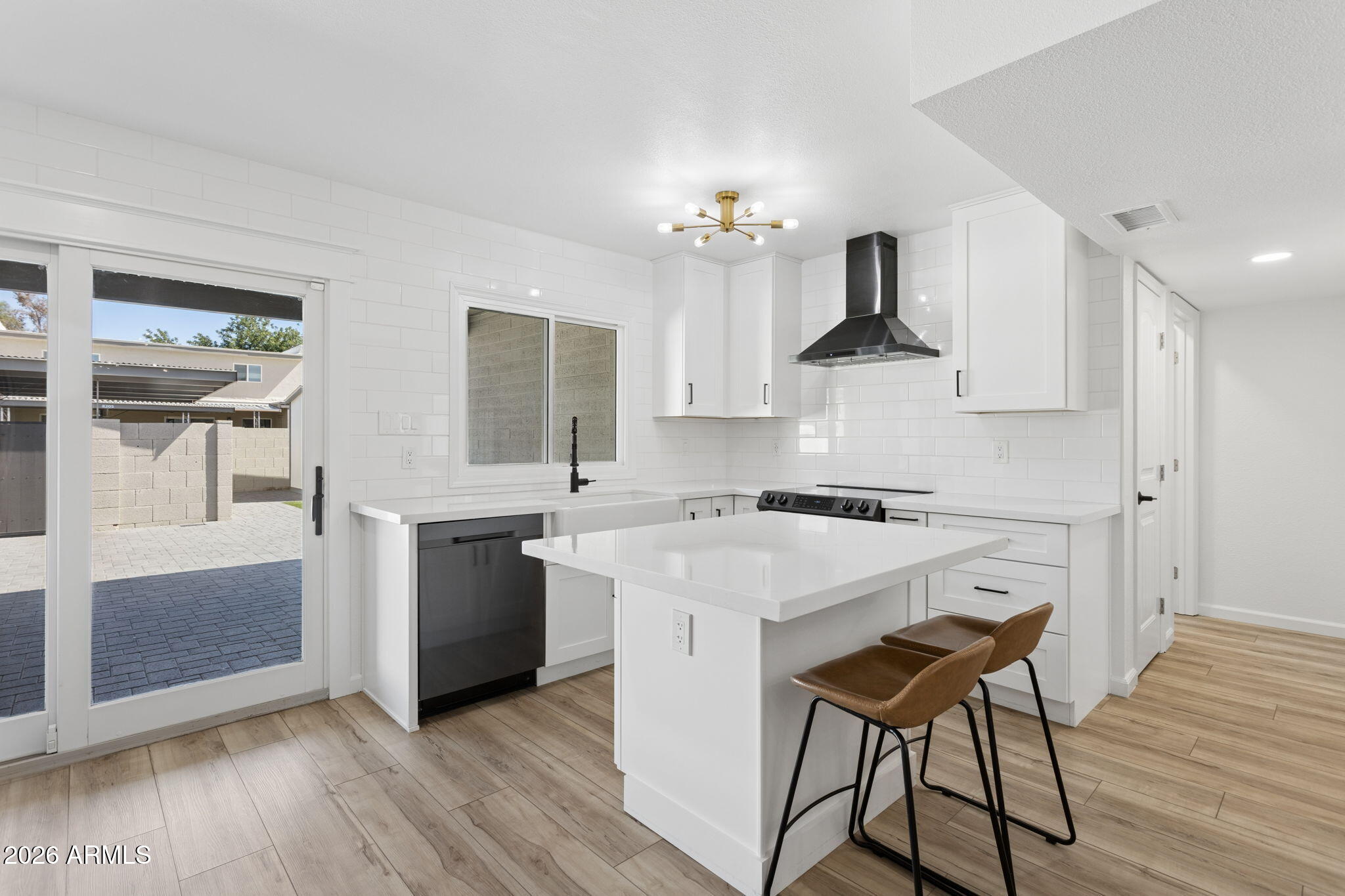 CONTINENTAL VILLAS - Residential