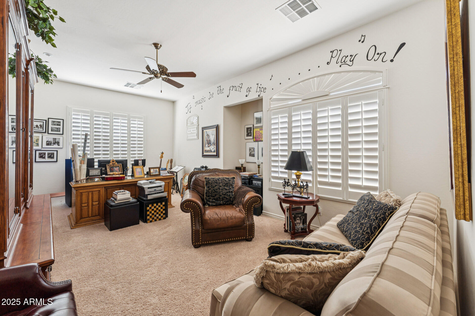 DREAMING SUMMIT UNIT 3A - Residential