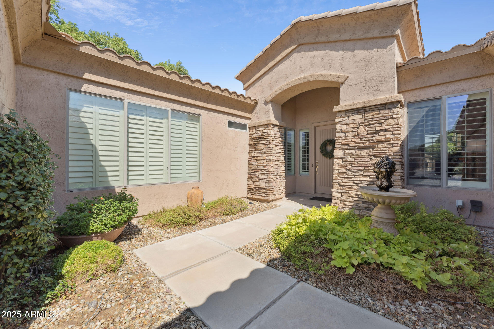 DREAMING SUMMIT UNIT 3A - Residential