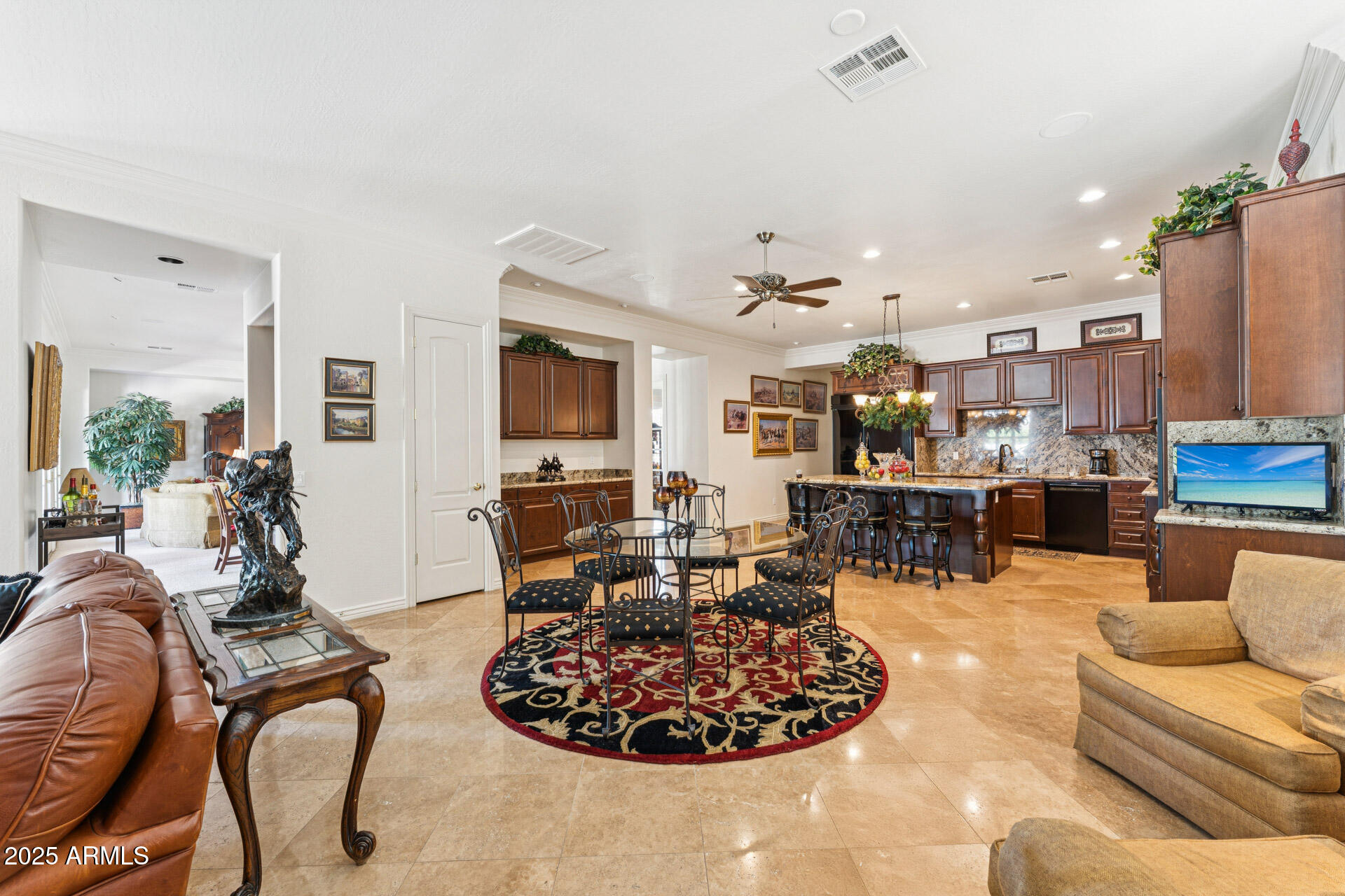 DREAMING SUMMIT UNIT 3A - Residential