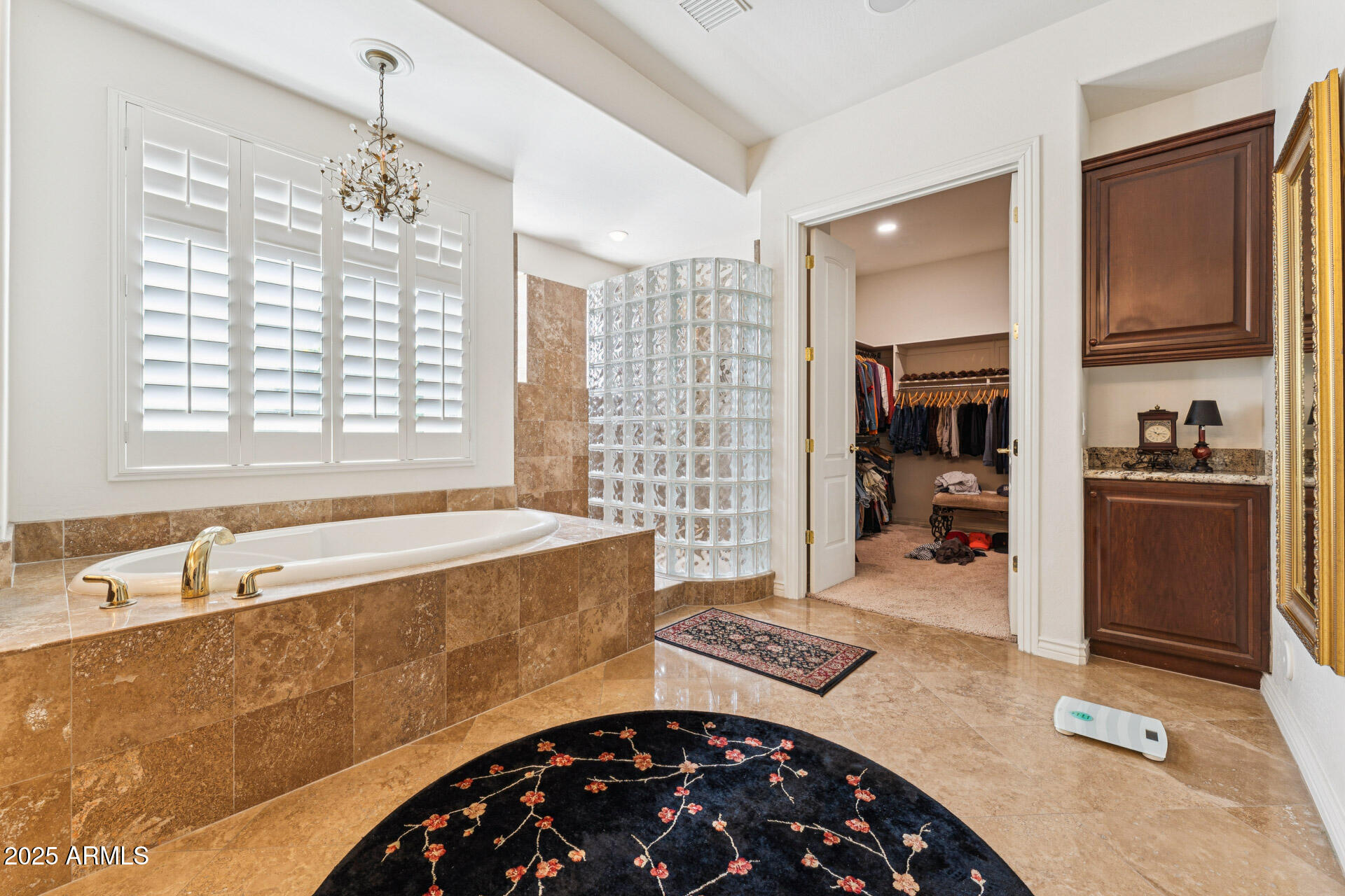 DREAMING SUMMIT UNIT 3A - Residential