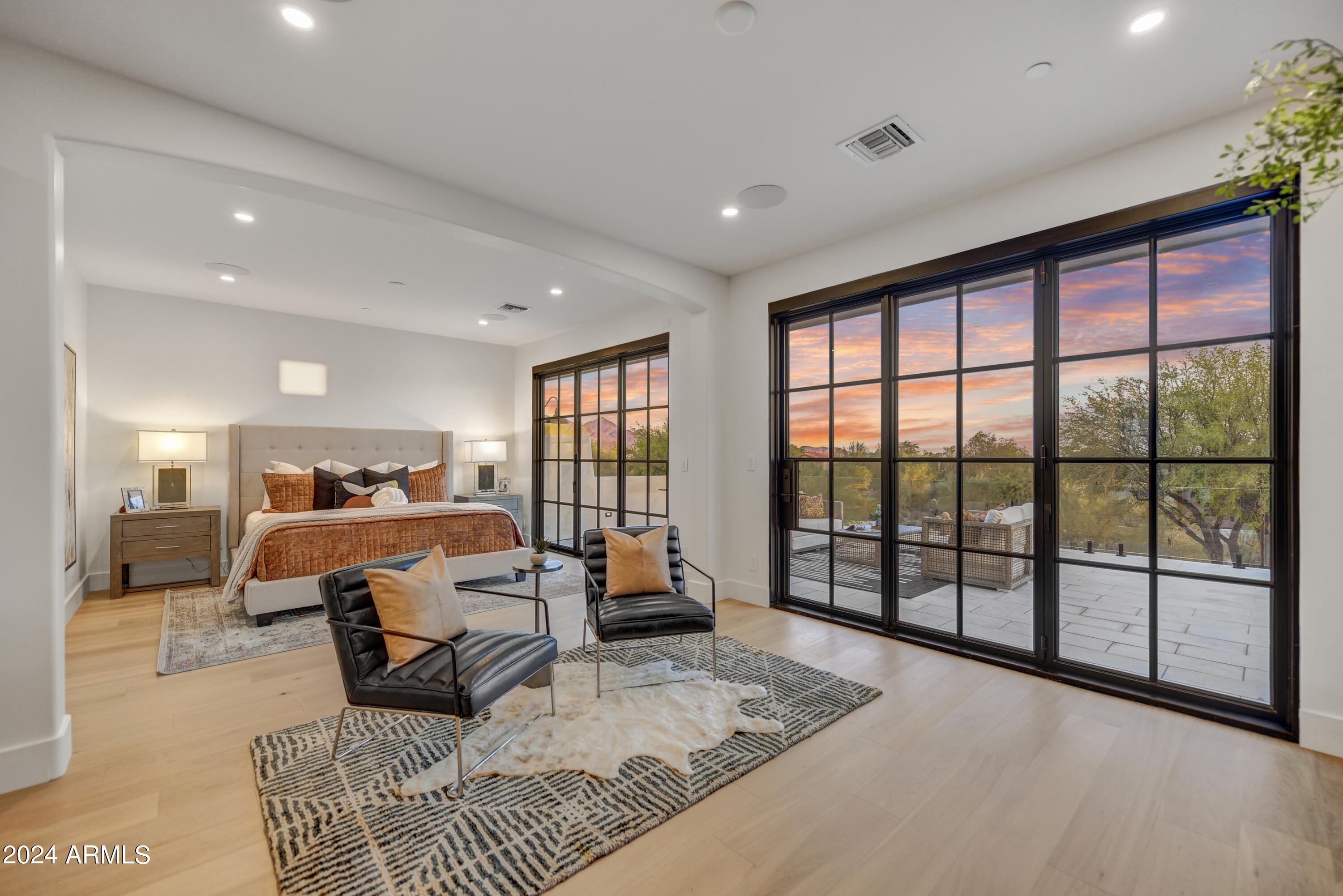 PINNACLE PEAK VISTAS 3 LOT 1-210 TR A-B - Residential
