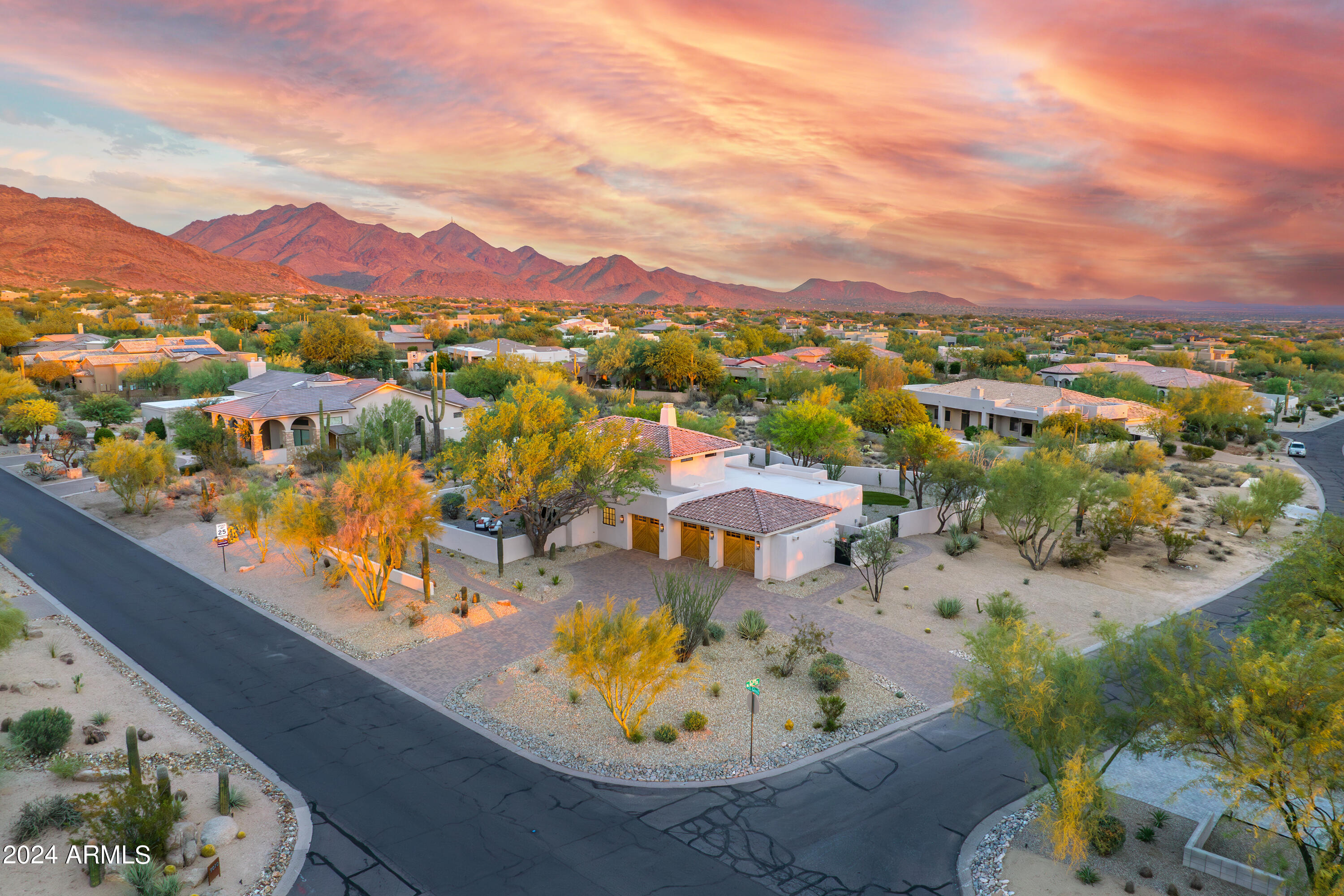 PINNACLE PEAK VISTAS 3 LOT 1-210 TR A-B - Residential