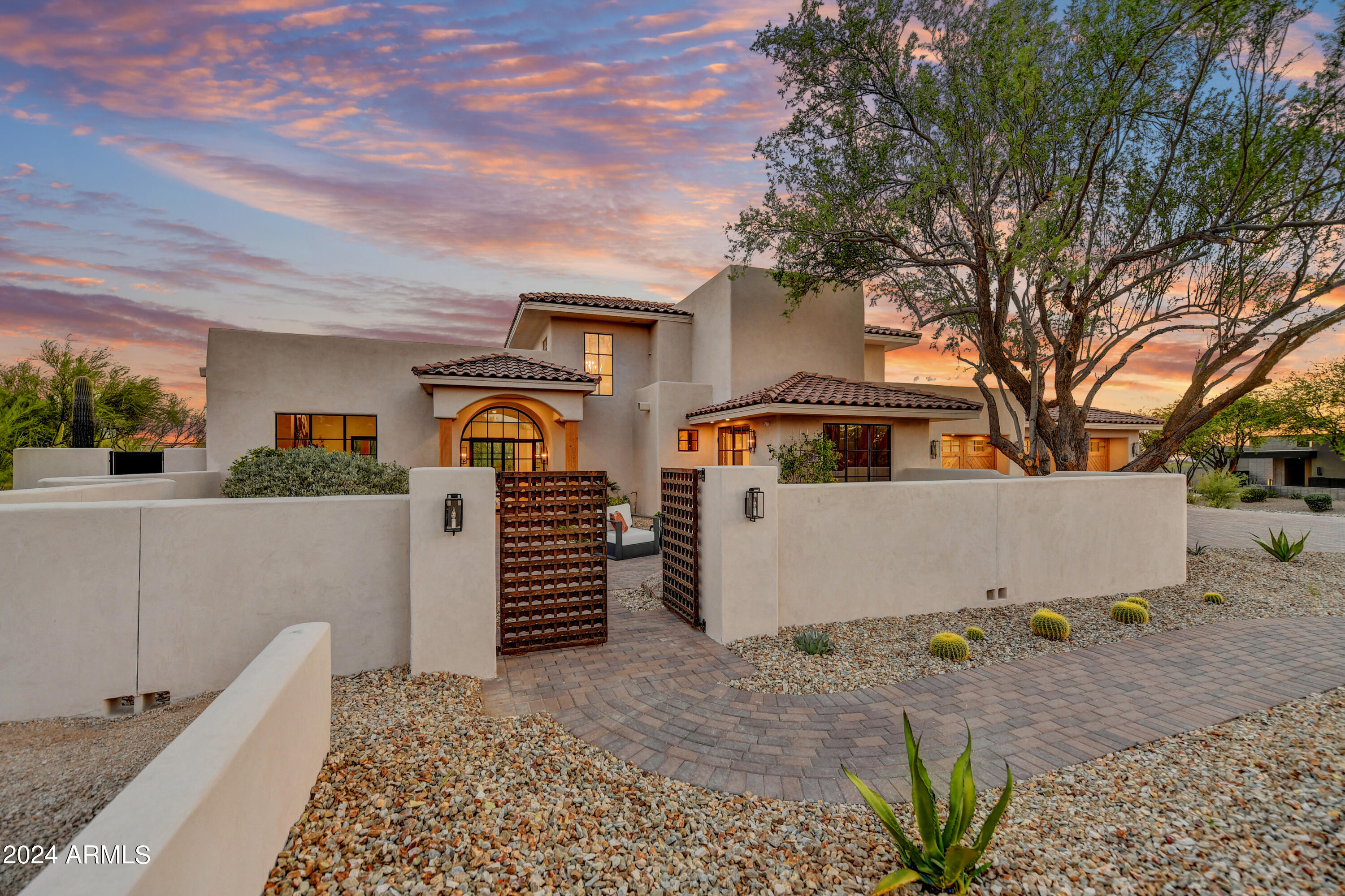 PINNACLE PEAK VISTAS 3 LOT 1-210 TR A-B - Residential
