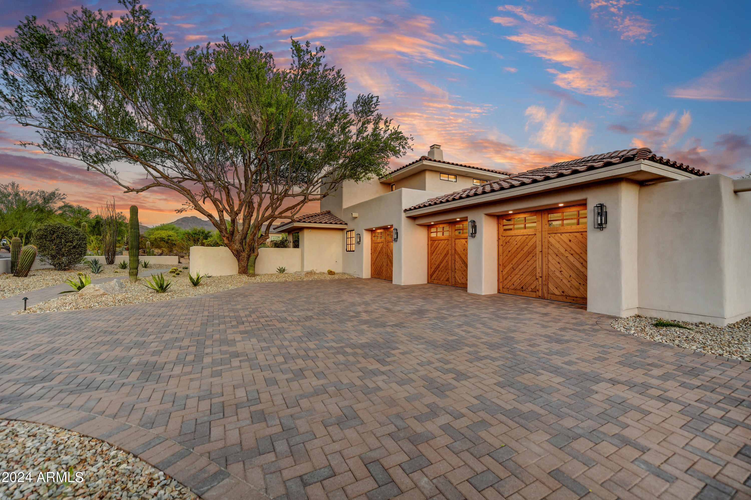 PINNACLE PEAK VISTAS 3 LOT 1-210 TR A-B - Residential