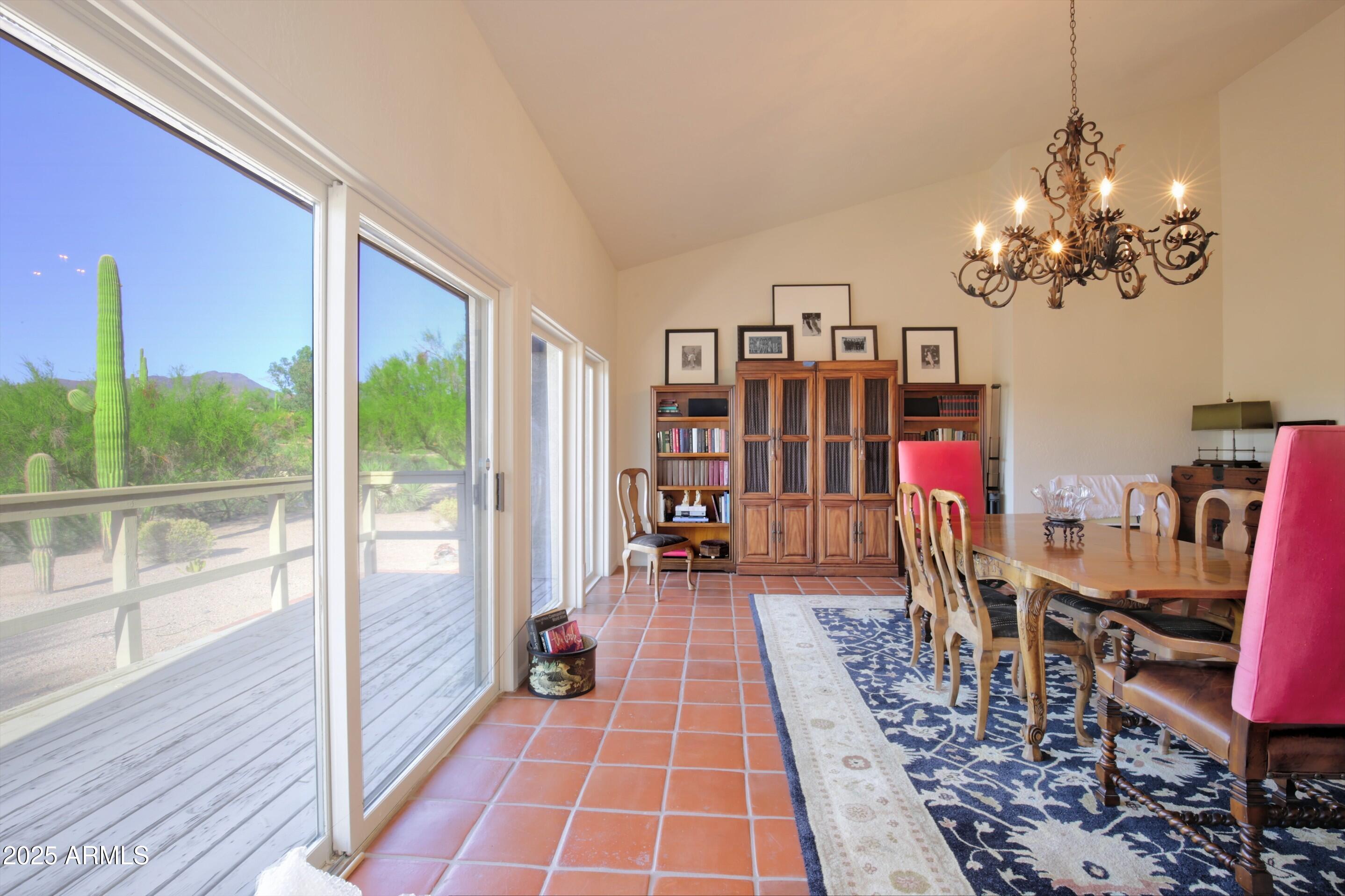 CAREFREE FORE - Residential