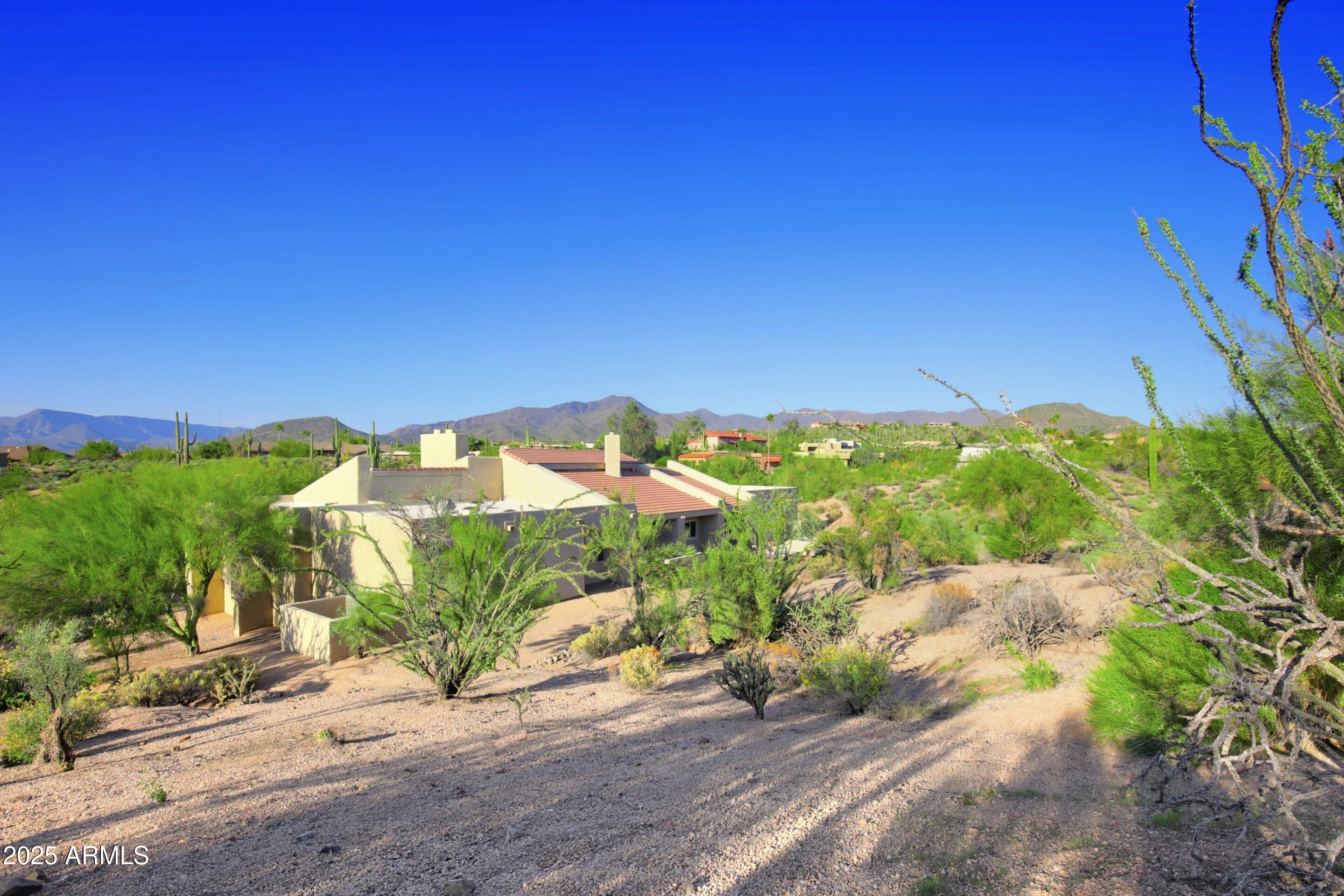 CAREFREE FORE - Residential