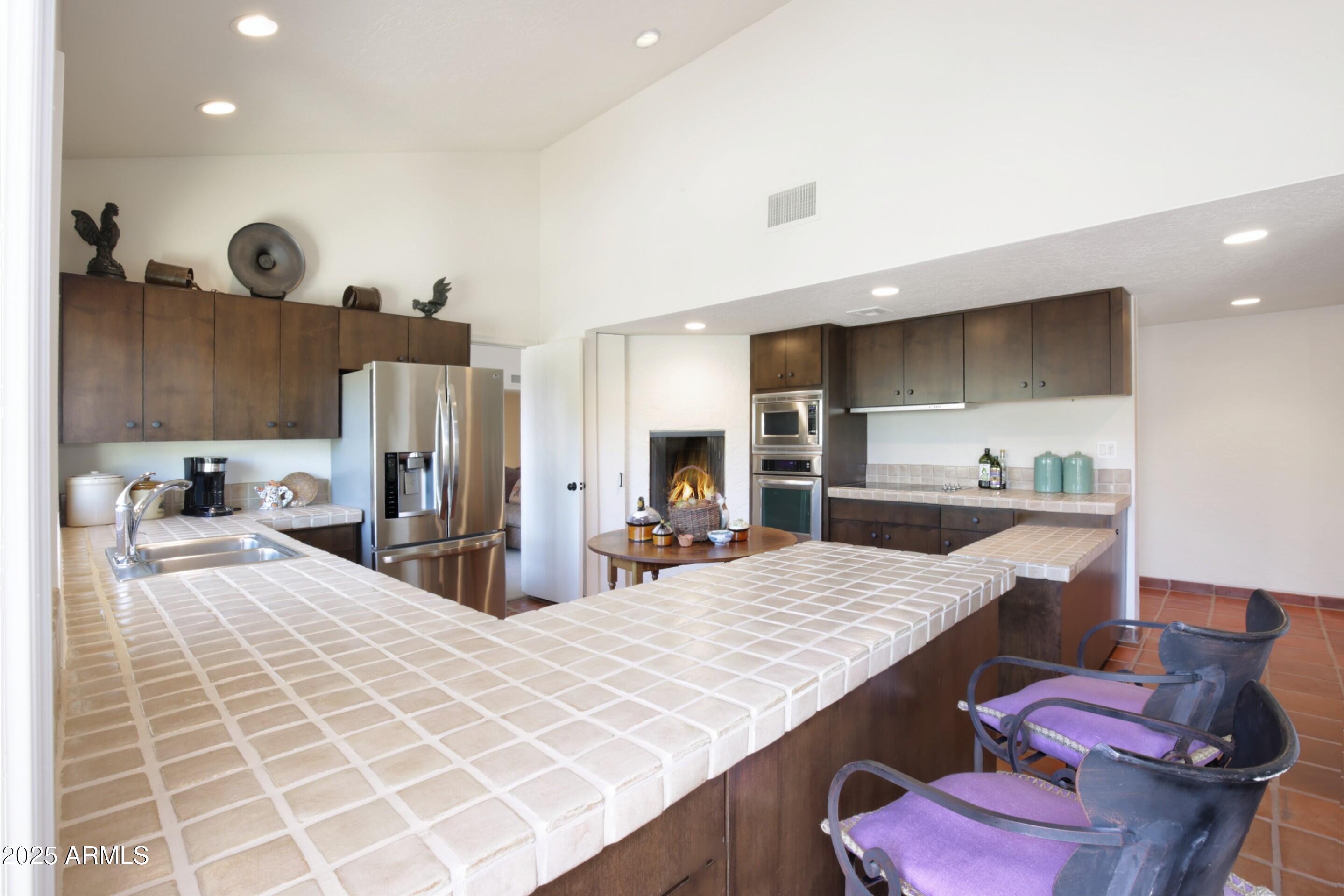 CAREFREE FORE - Residential