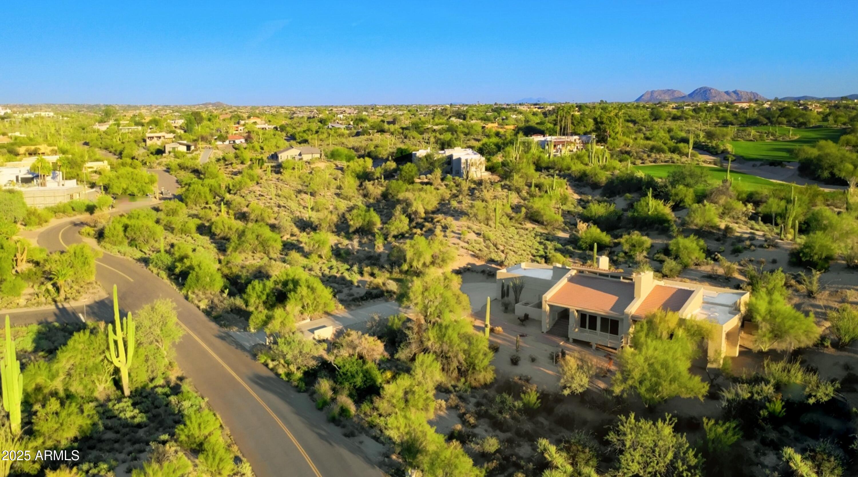 CAREFREE FORE - Residential