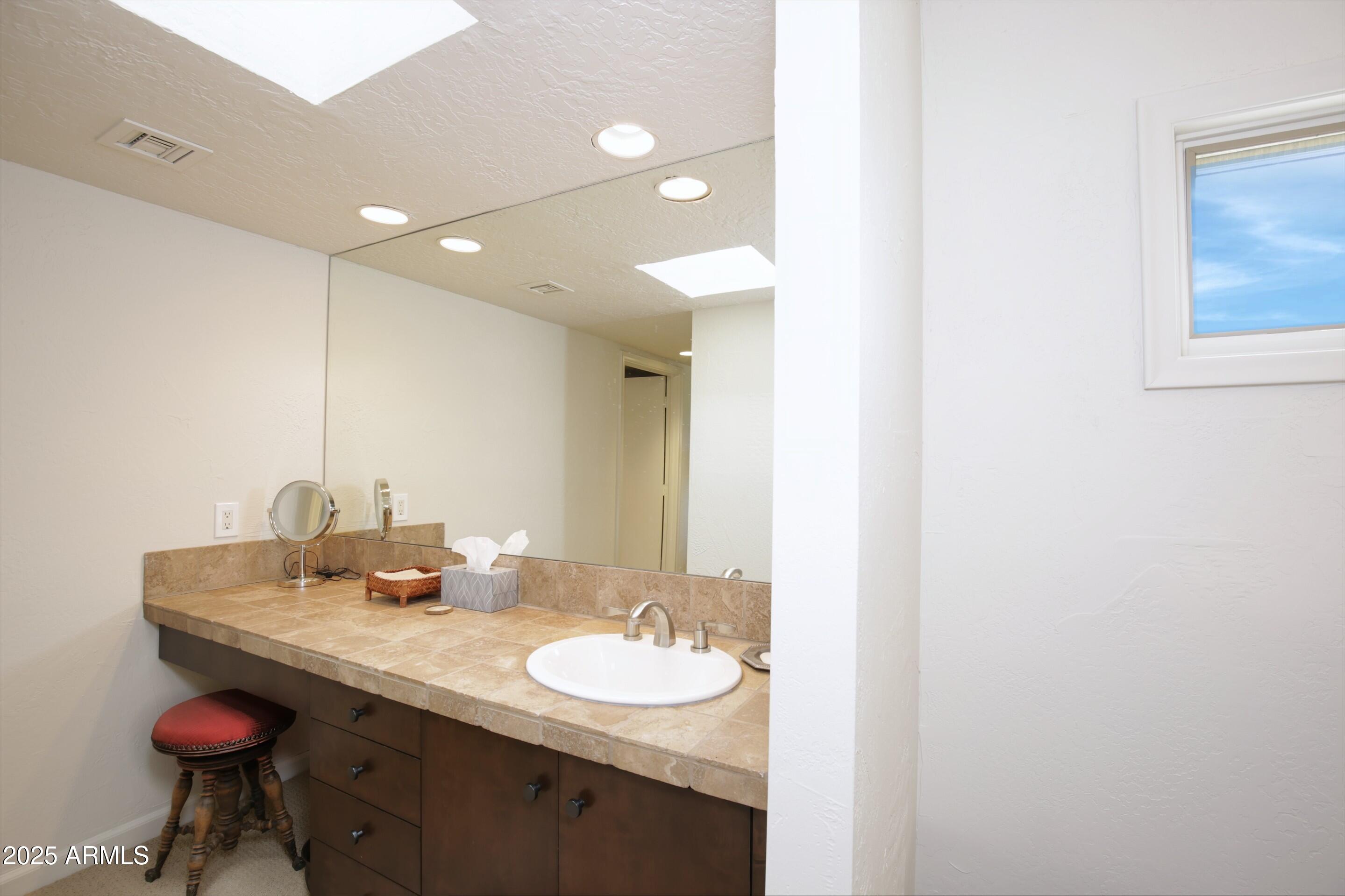 CAREFREE FORE - Residential