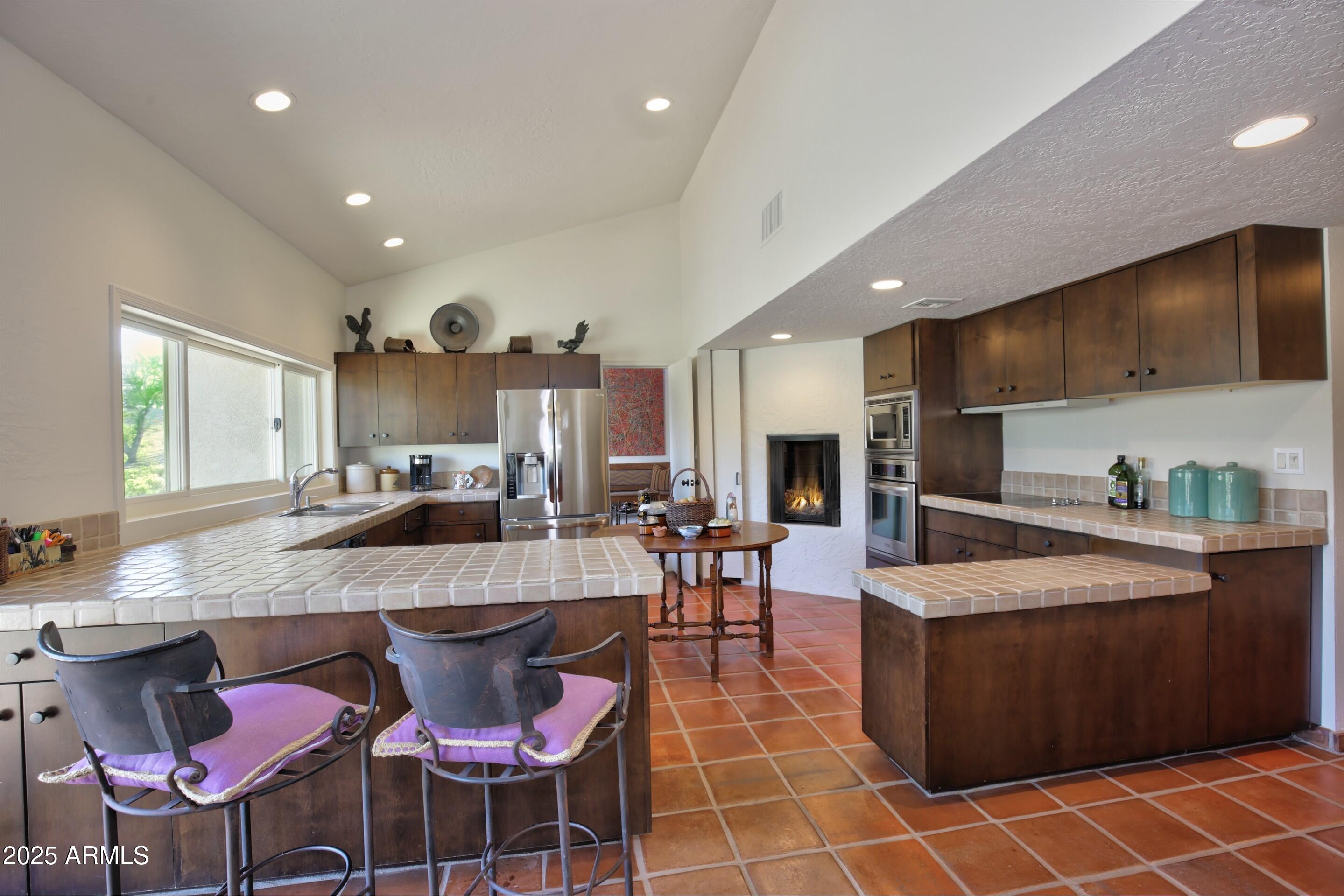 CAREFREE FORE - Residential