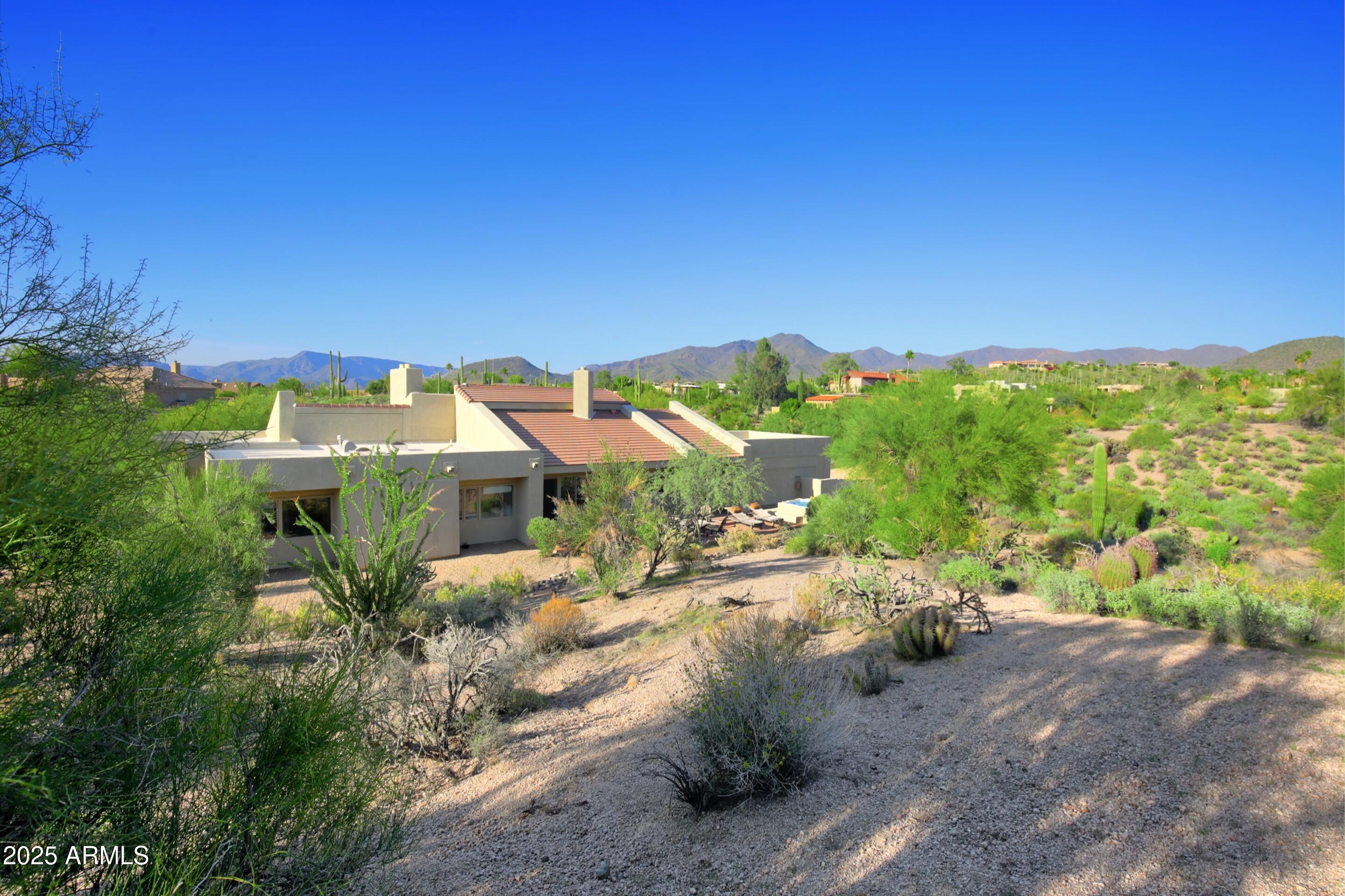 CAREFREE FORE - Residential