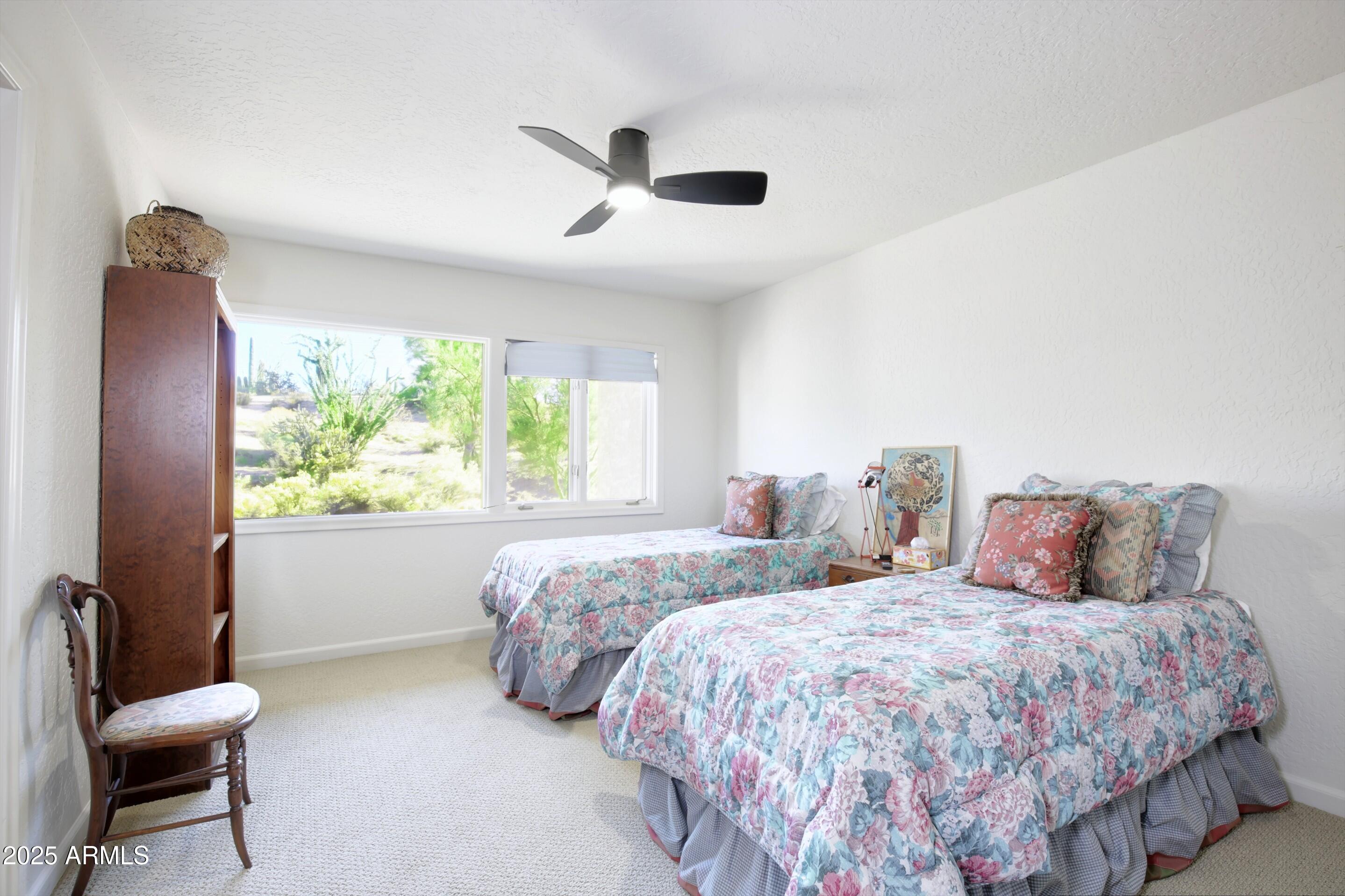 CAREFREE FORE - Residential