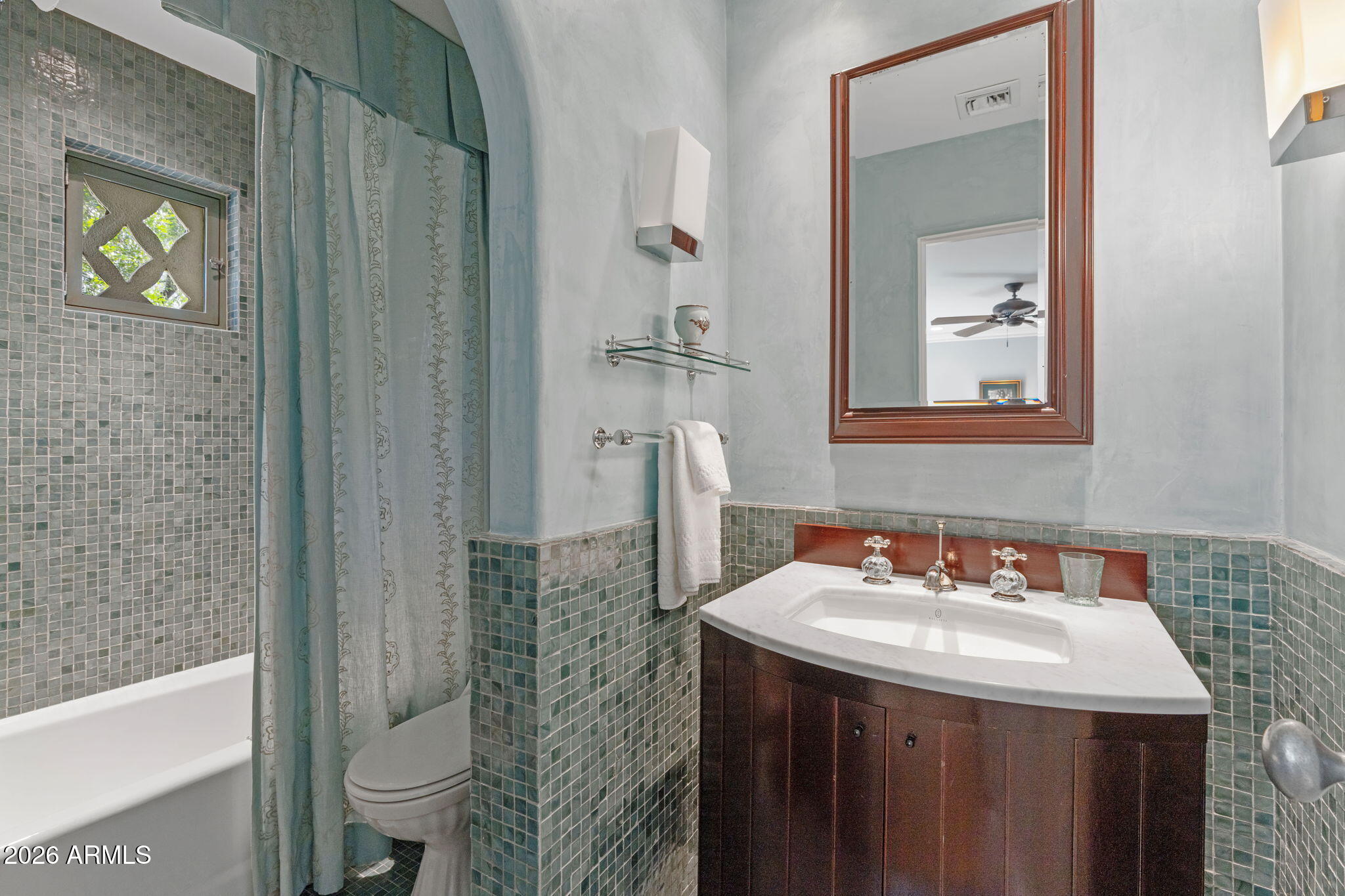 CAMELBACK COUNTRY CLUB ESTATES 4 - Residential