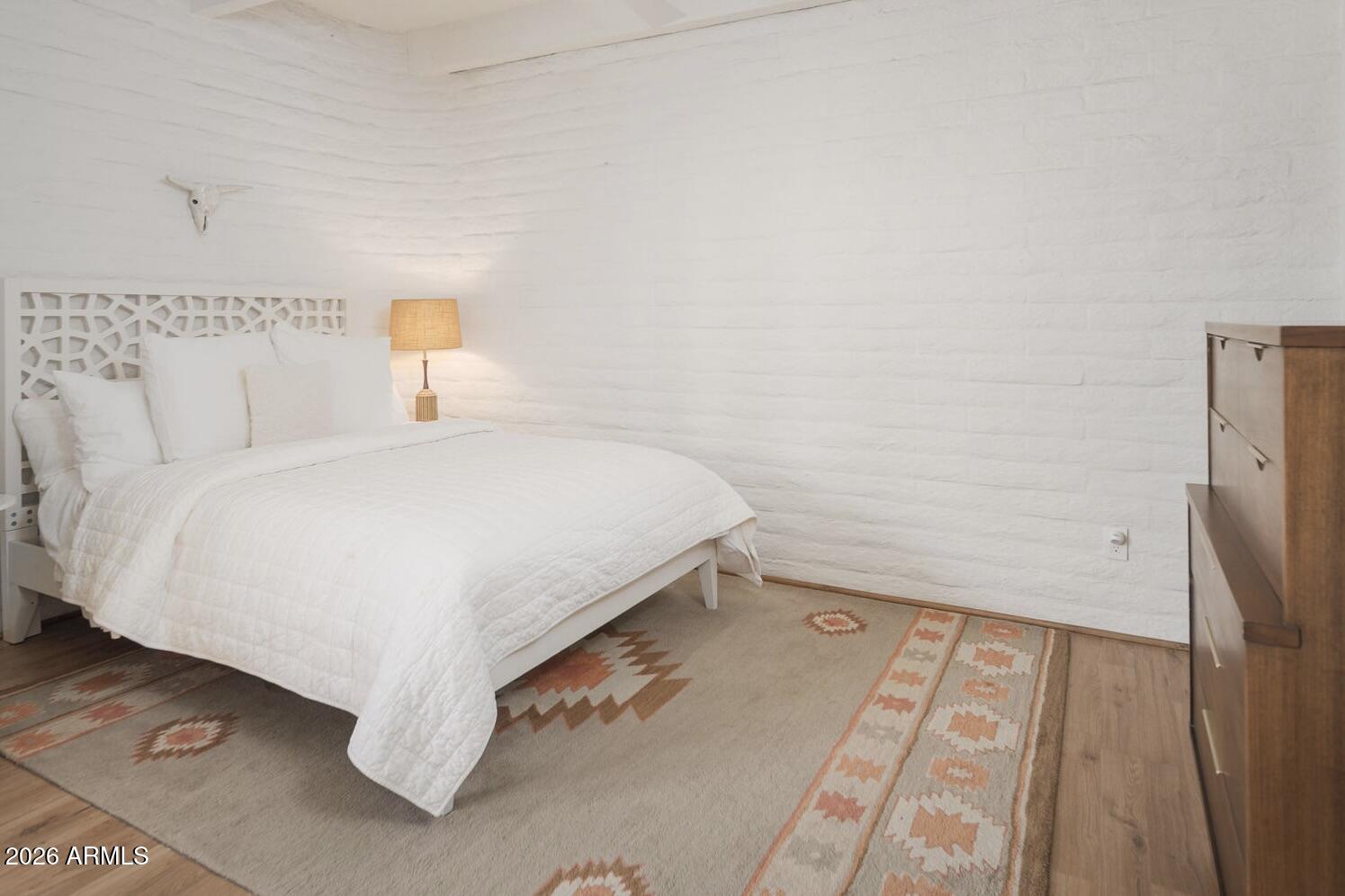 NORTHRIDGE - Residential