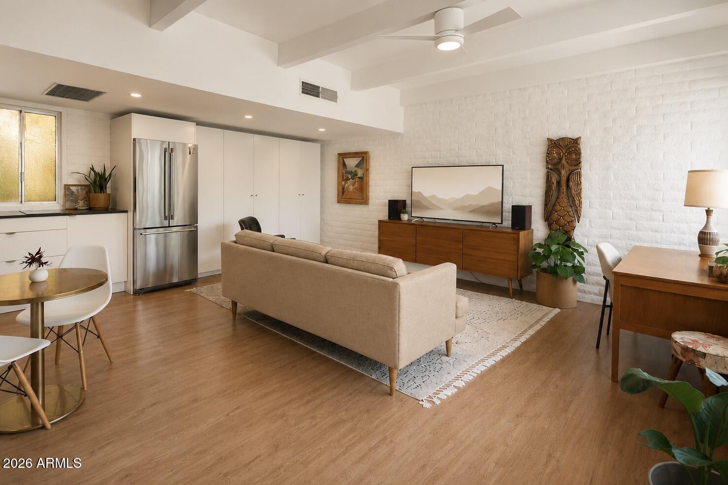 NORTHRIDGE - Residential