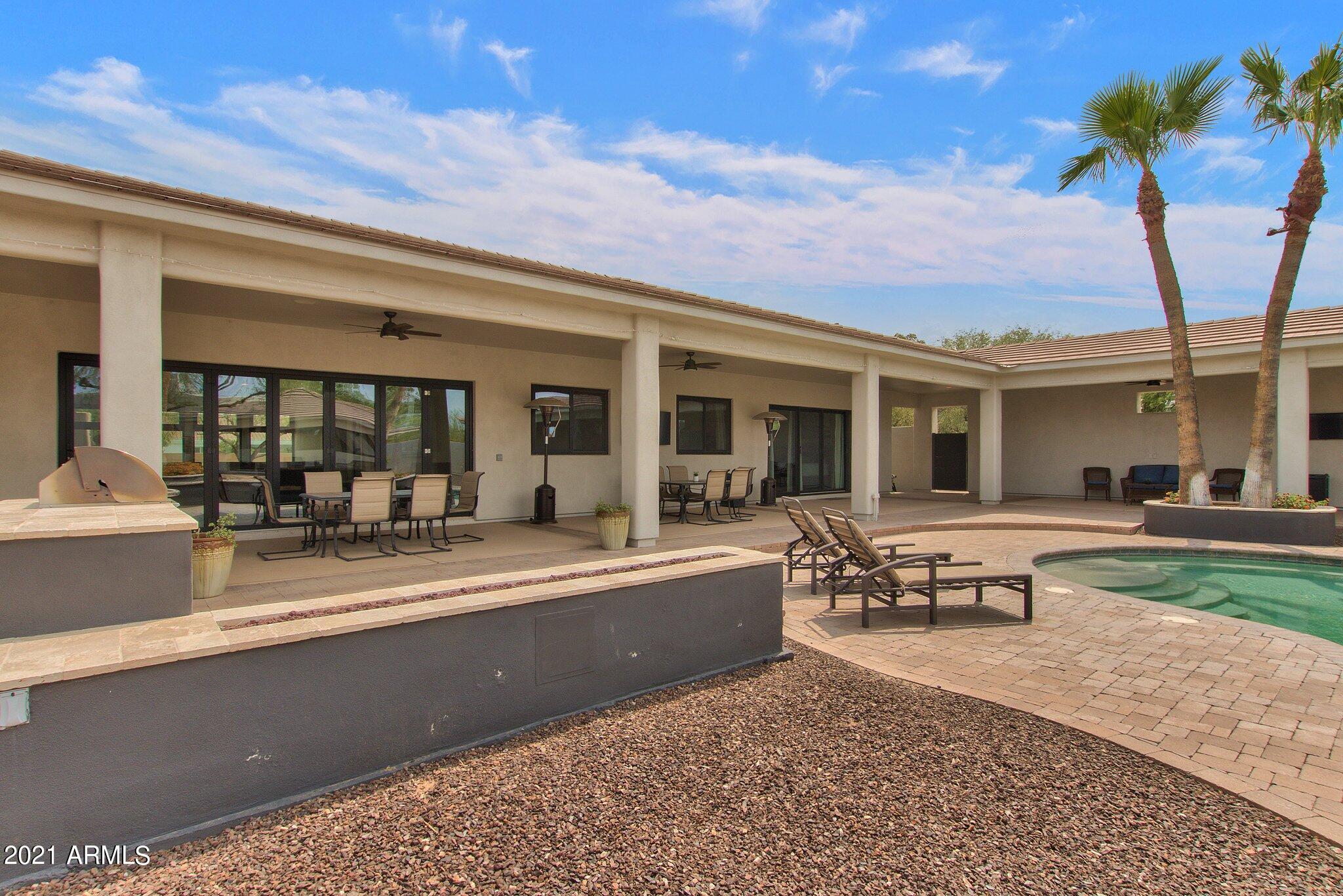 SUNDOWN RANCHOS - Residential