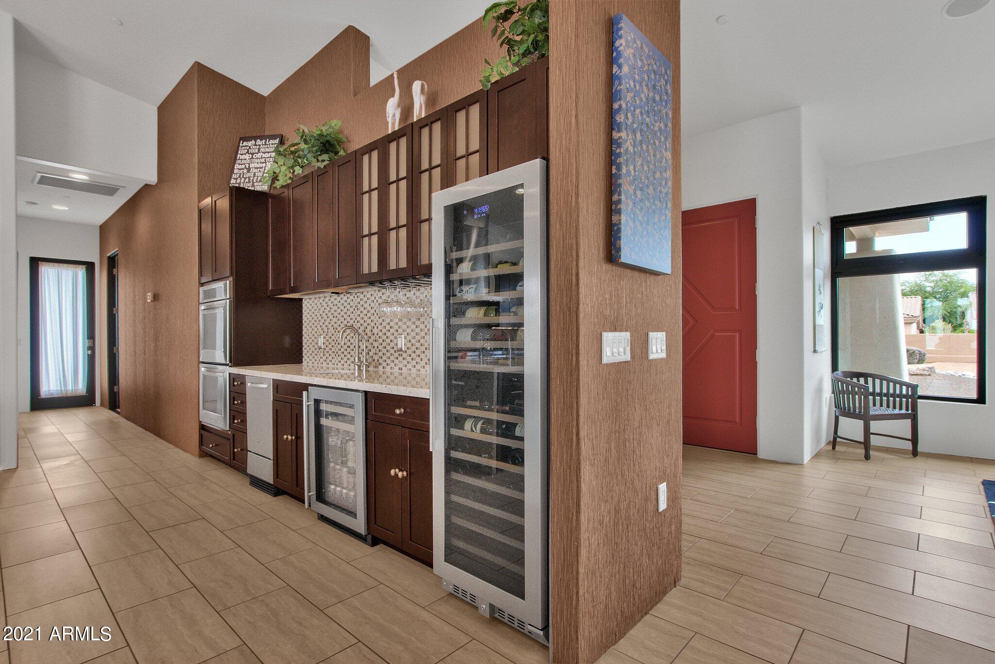 SUNDOWN RANCHOS - Residential
