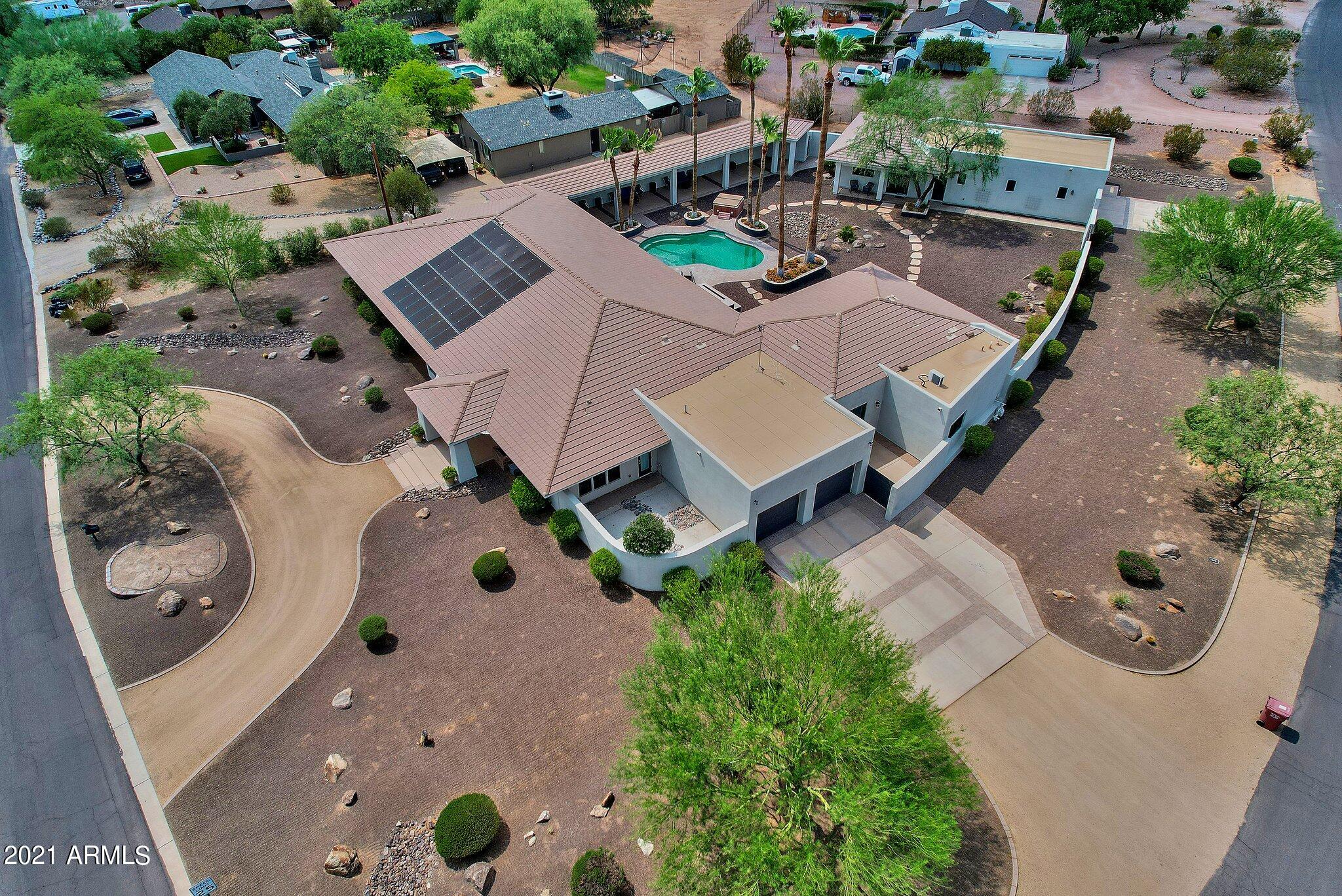 SUNDOWN RANCHOS - Residential