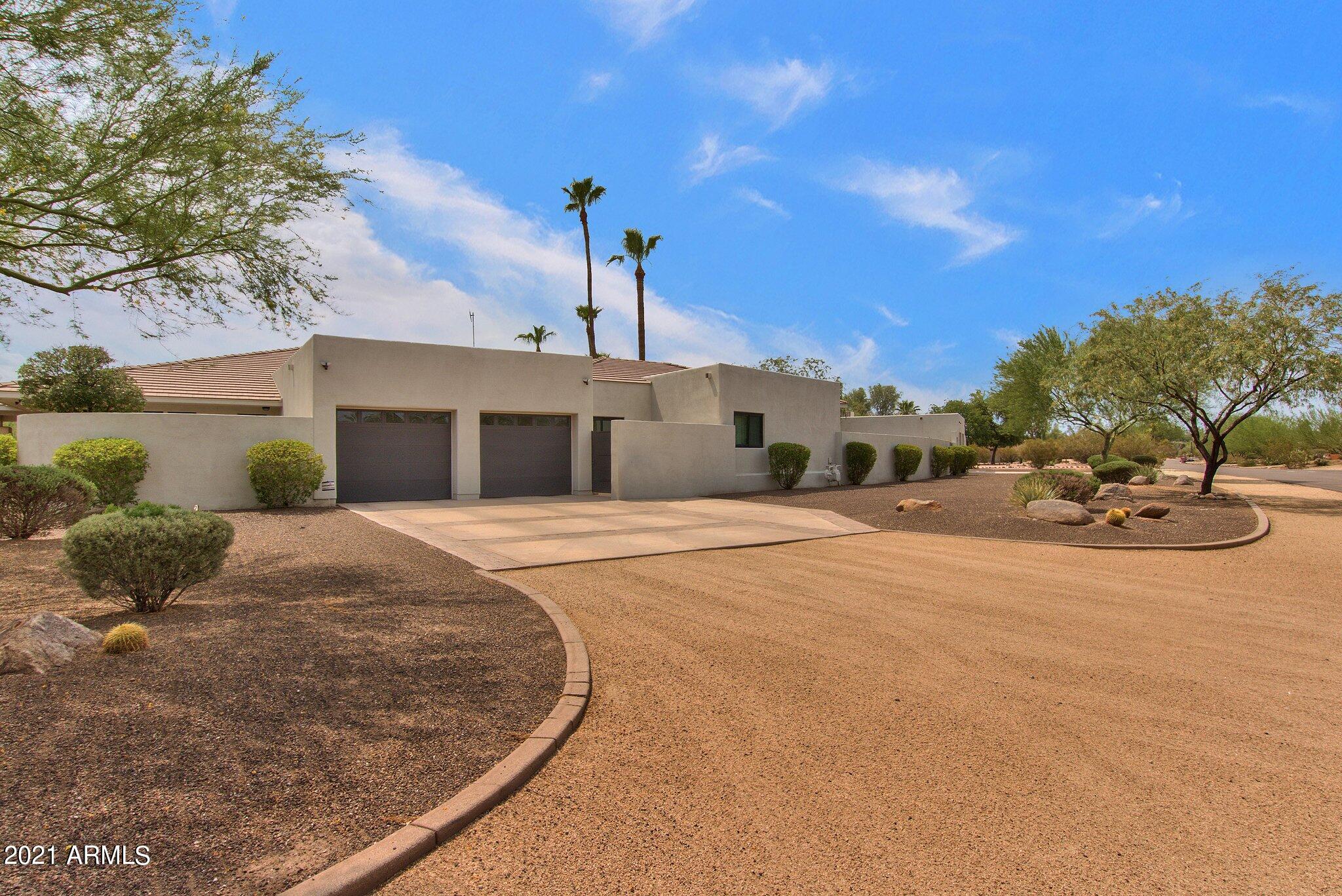 SUNDOWN RANCHOS - Residential